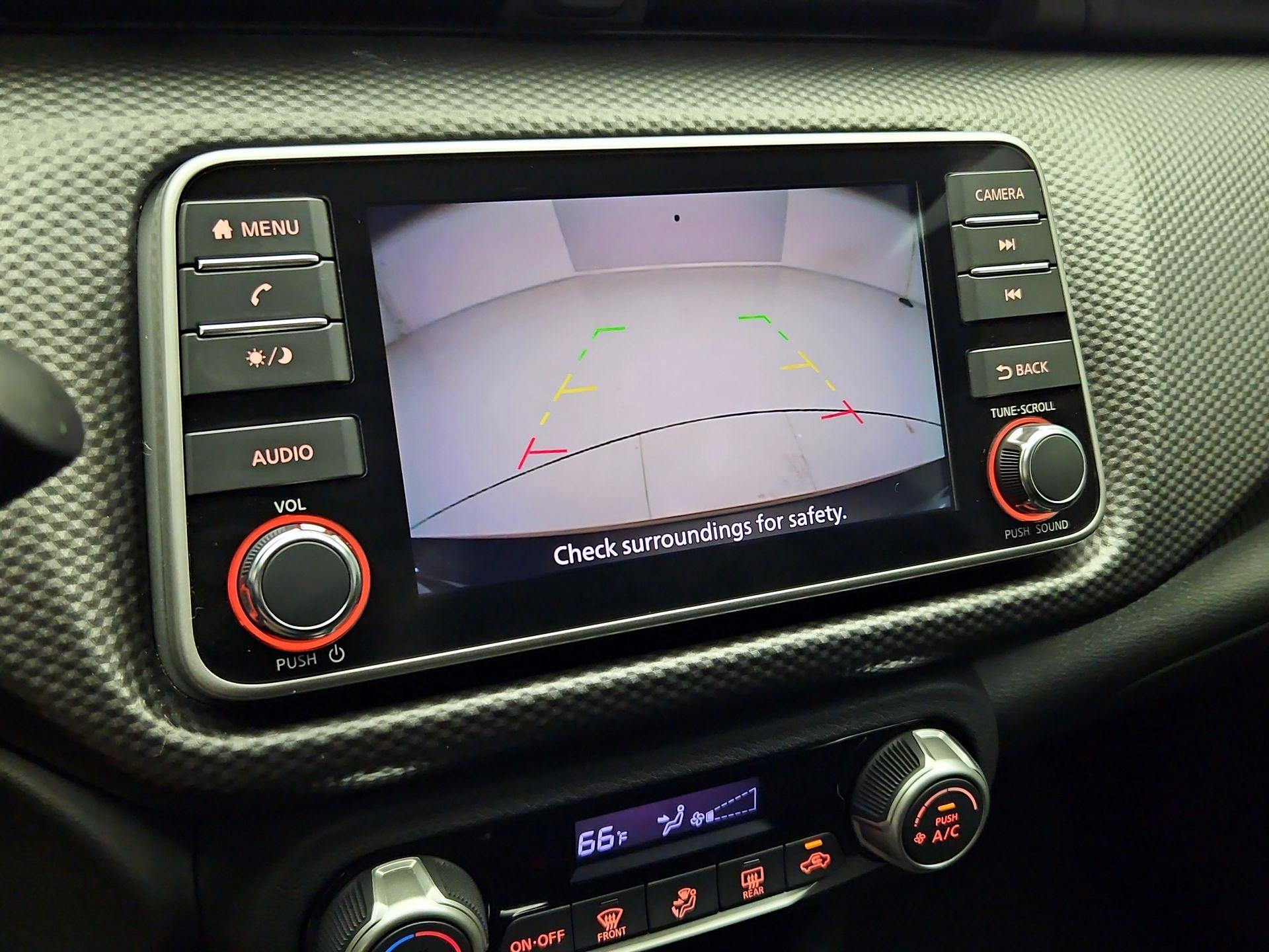 Thumbnail: 2018 Nissan Kicks - 14