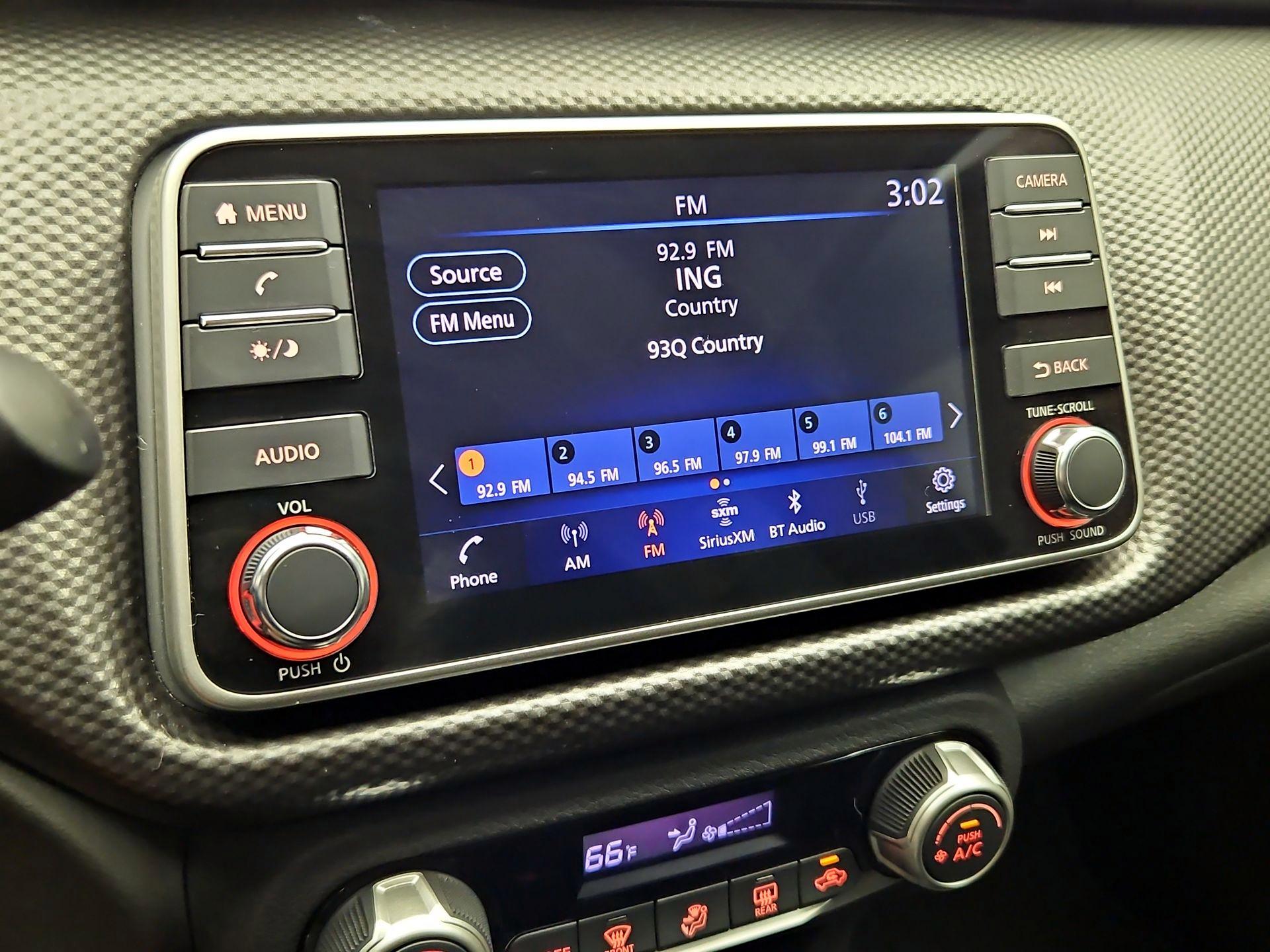 Thumbnail: 2018 Nissan Kicks - 15