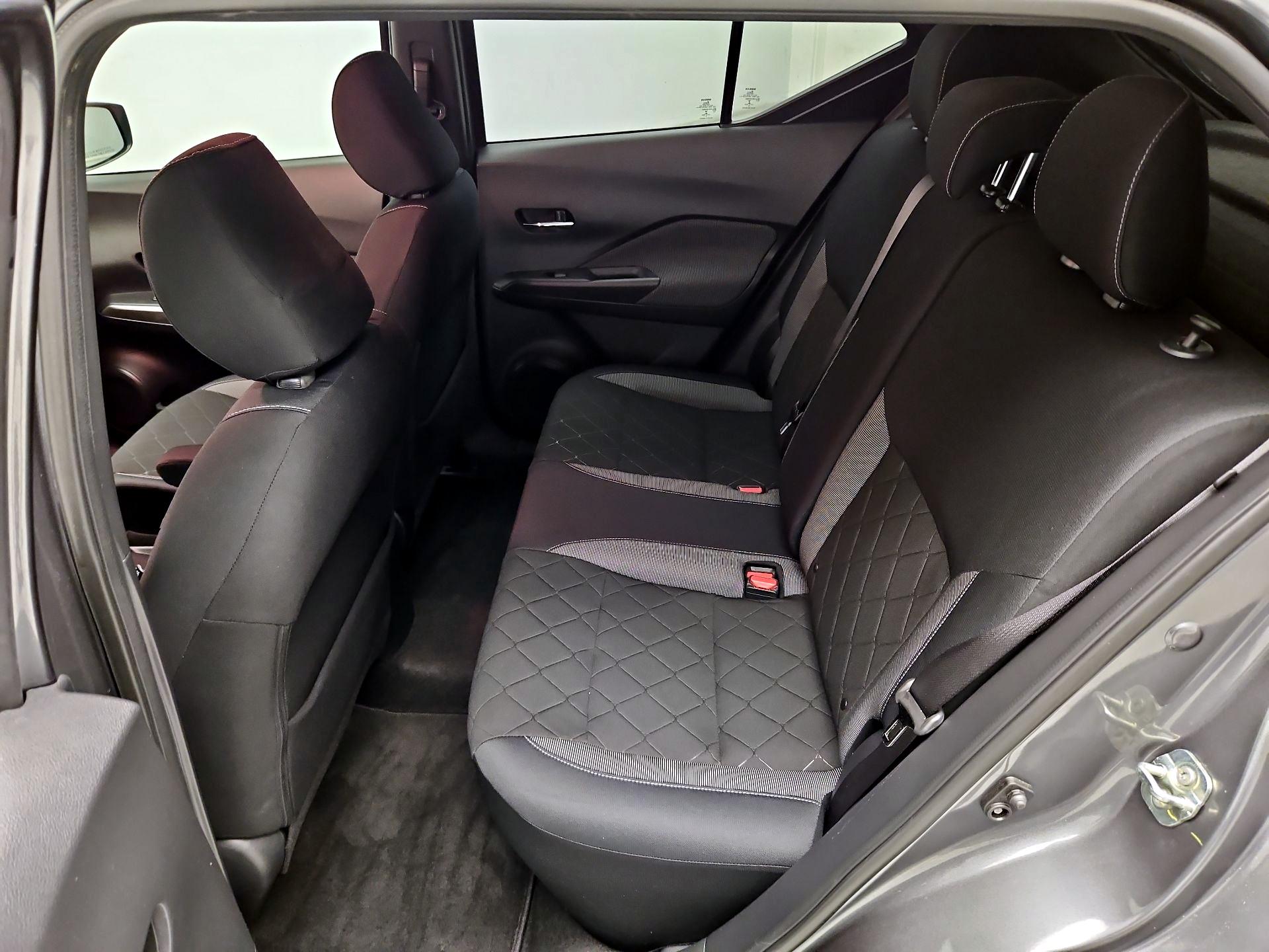 Thumbnail: 2018 Nissan Kicks - 19