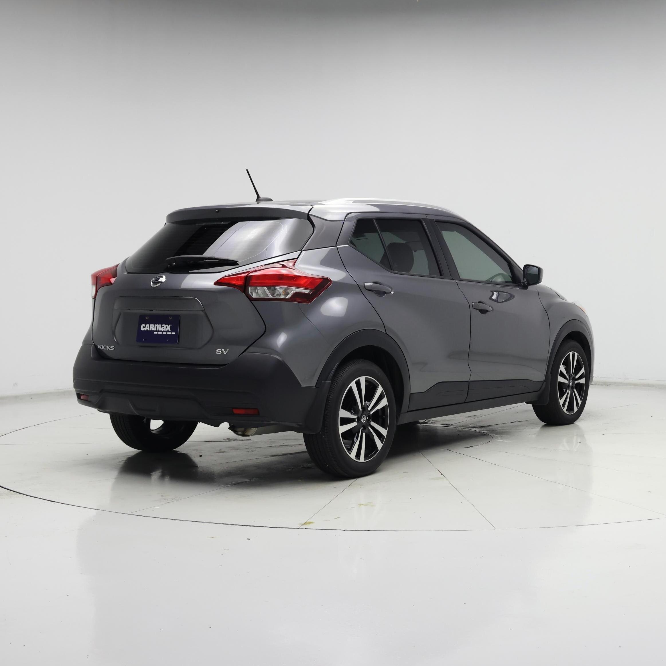 Thumbnail: 2018 Nissan Kicks - 8