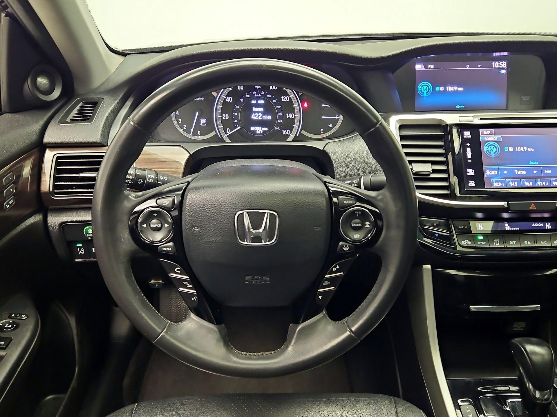 Thumbnail: 2017 Honda Accord - 10