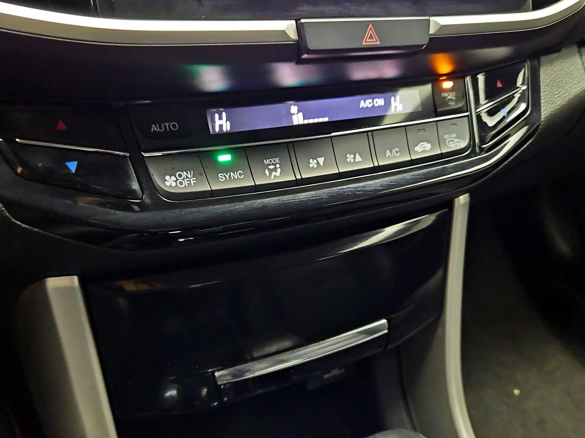 Thumbnail: 2017 Honda Accord - 16