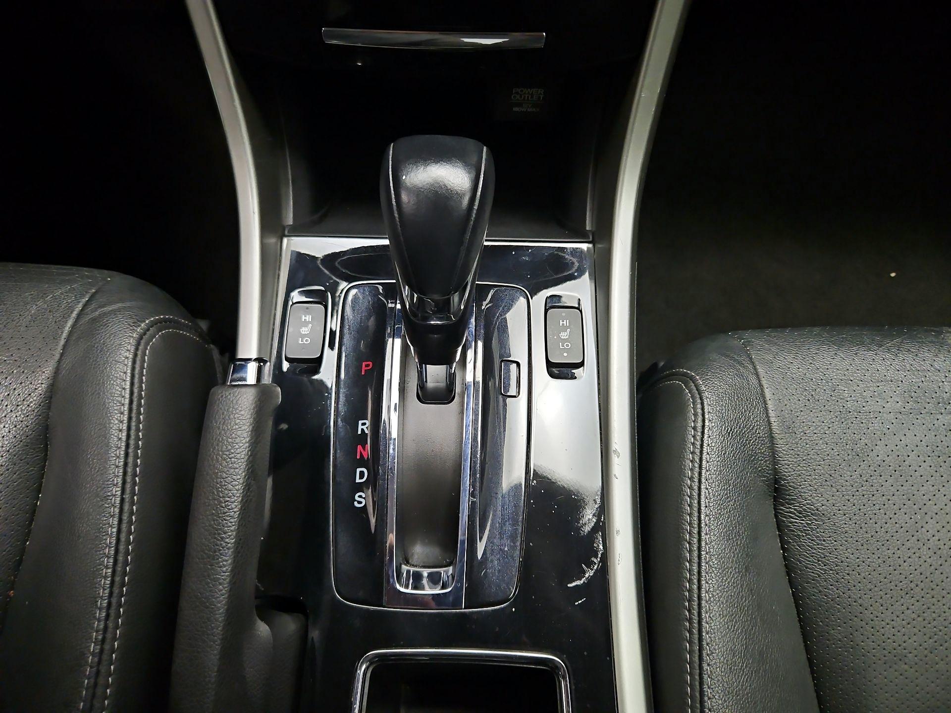 Thumbnail: 2017 Honda Accord - 17