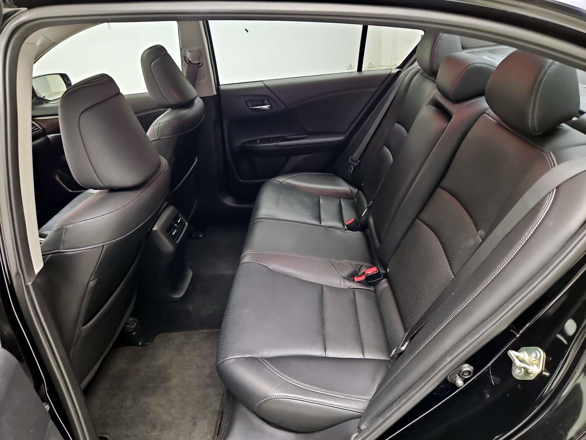 Thumbnail: 2017 Honda Accord - 20