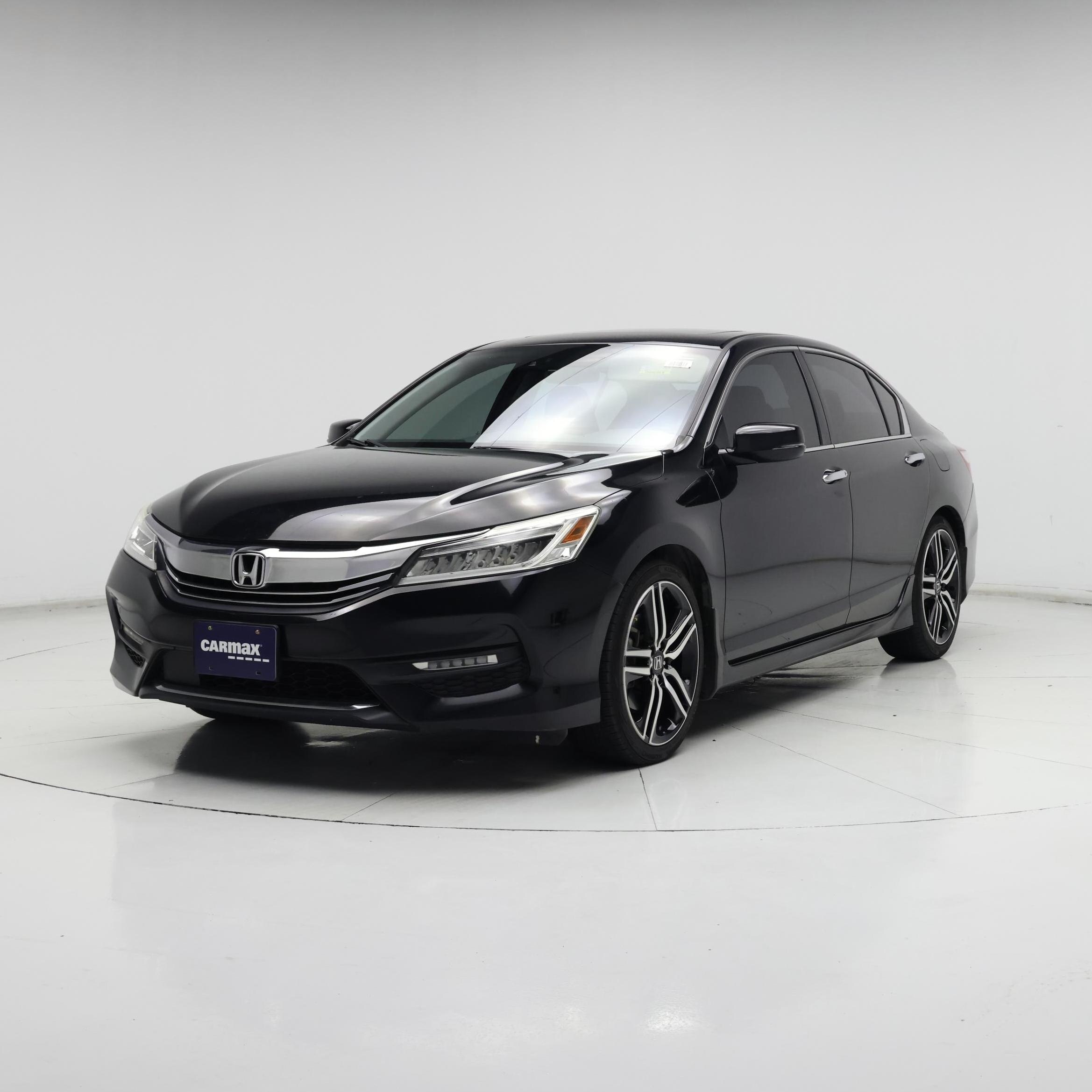 Thumbnail: 2017 Honda Accord - 4