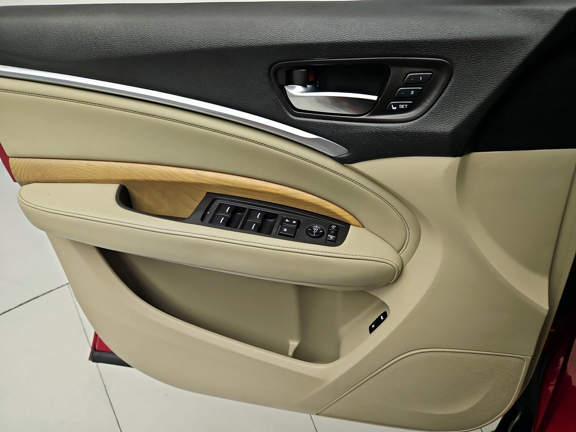 Thumbnail: 2019 Acura MDX - 12