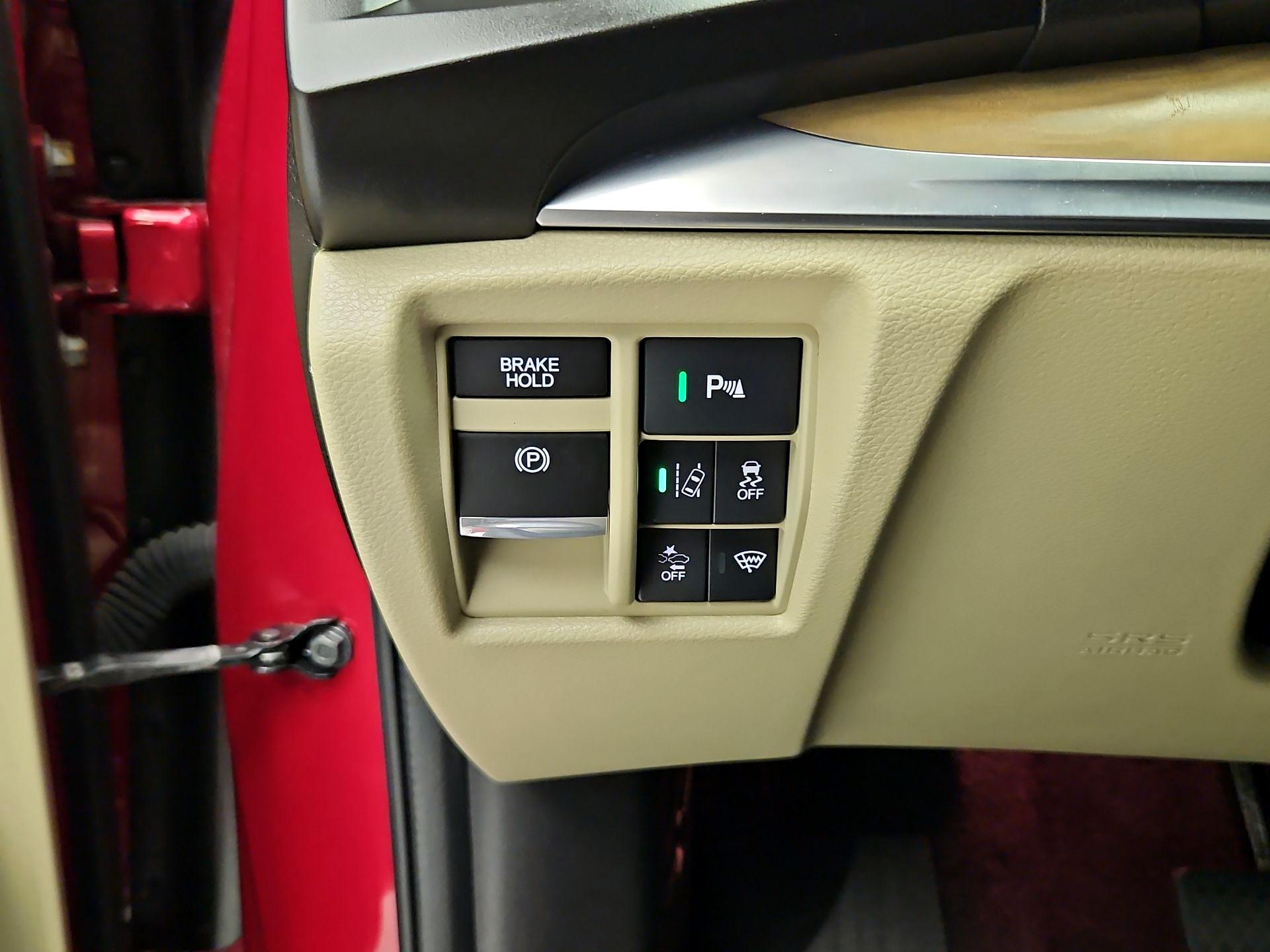 Thumbnail: 2019 Acura MDX - 13