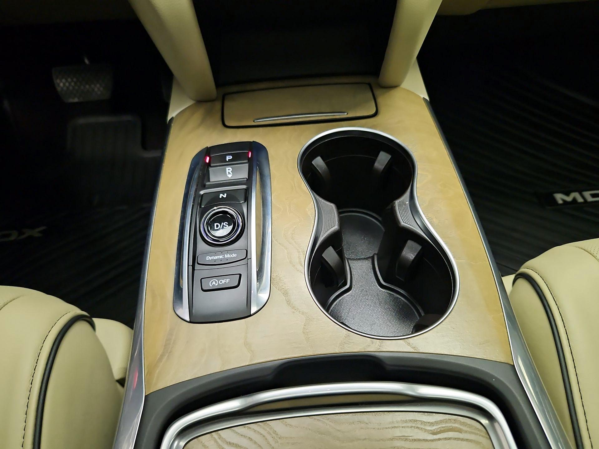 Thumbnail: 2019 Acura MDX - 18