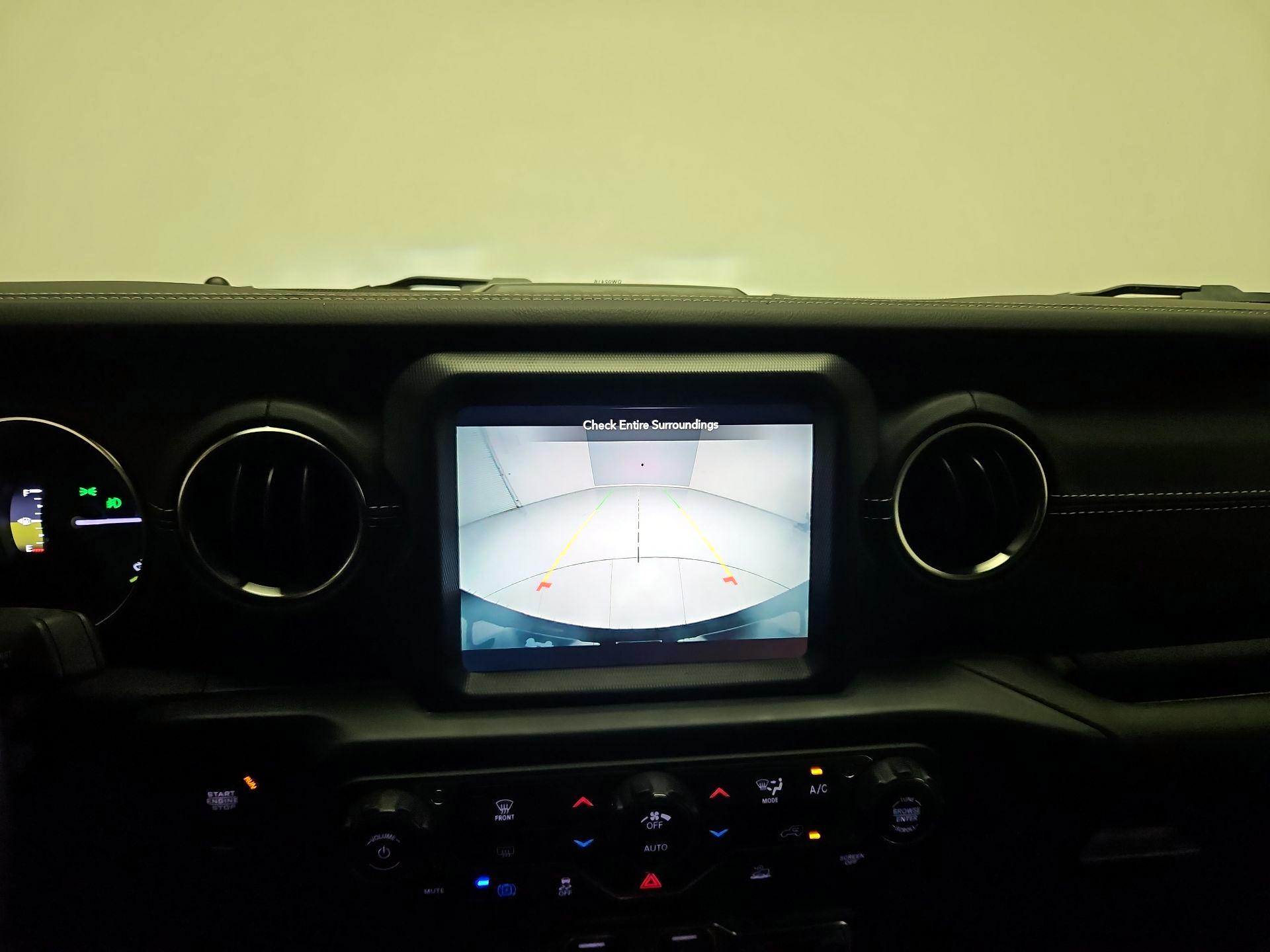 Thumbnail: 2021 Jeep Wrangler - 13