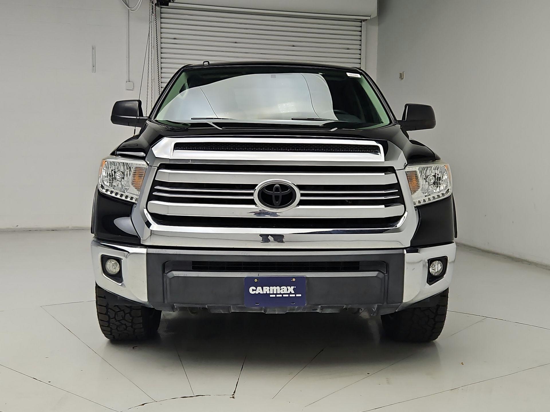 Thumbnail: 2017 Toyota Tundra - 2