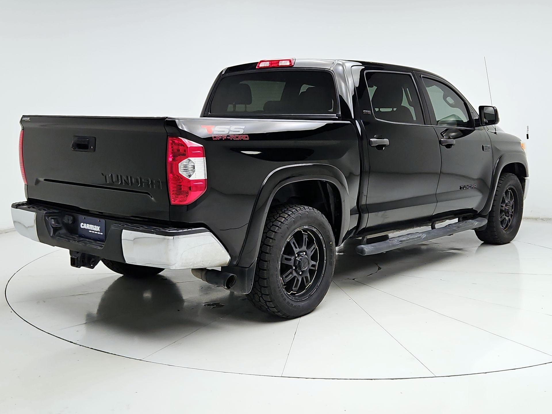 Thumbnail: 2017 Toyota Tundra - 5