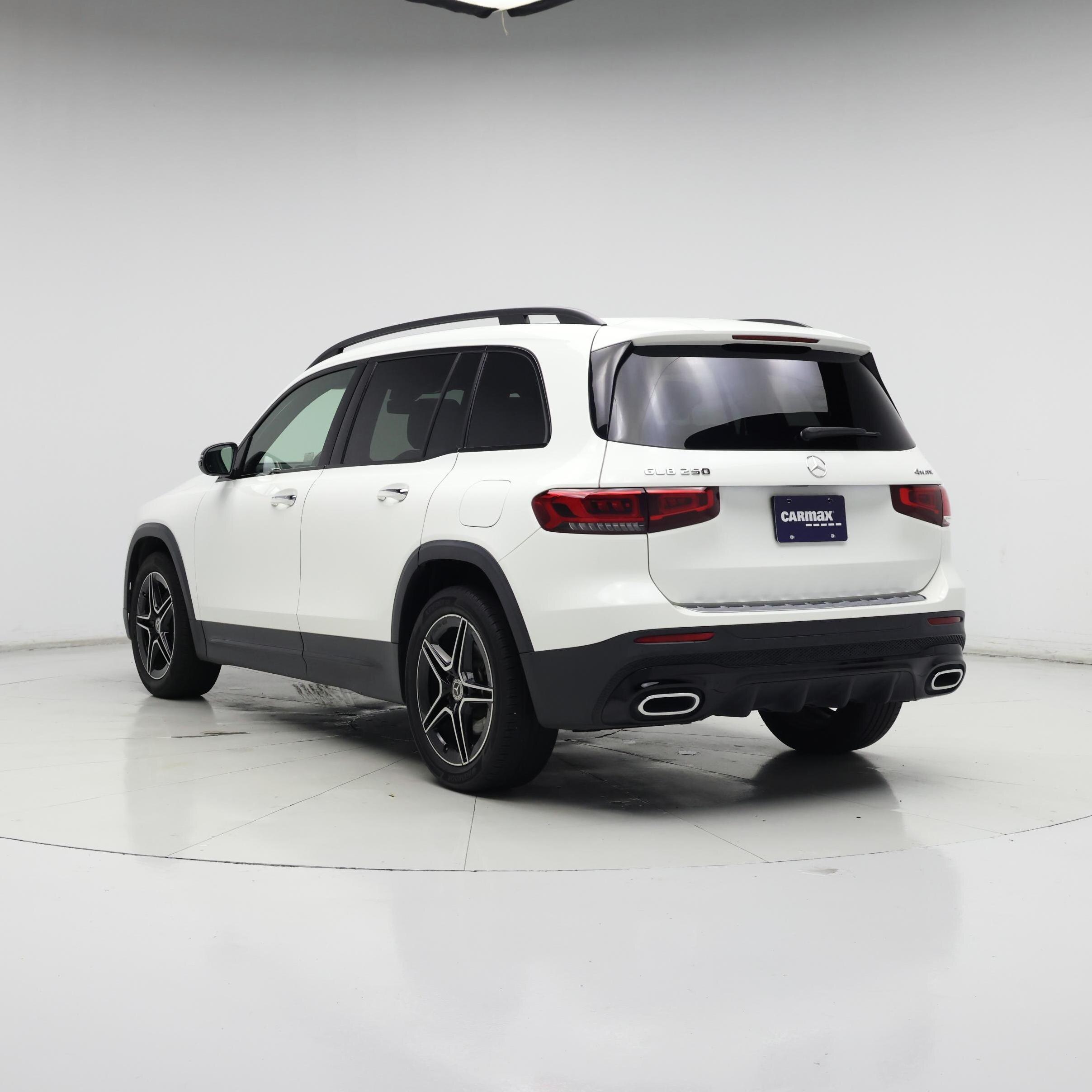 Thumbnail: 2023 Mercedes-Benz GLB - 2