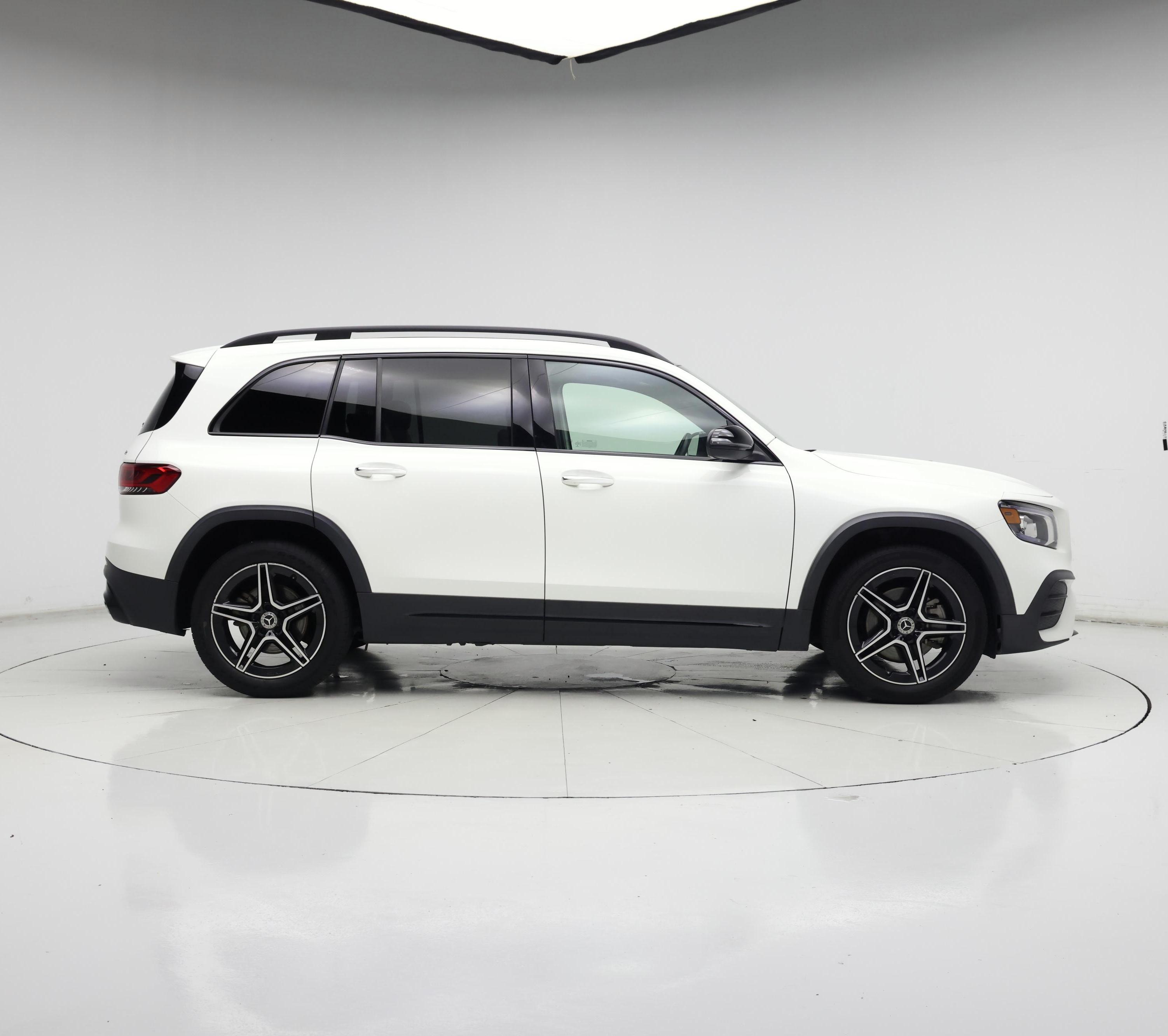 Thumbnail: 2023 Mercedes-Benz GLB - 7