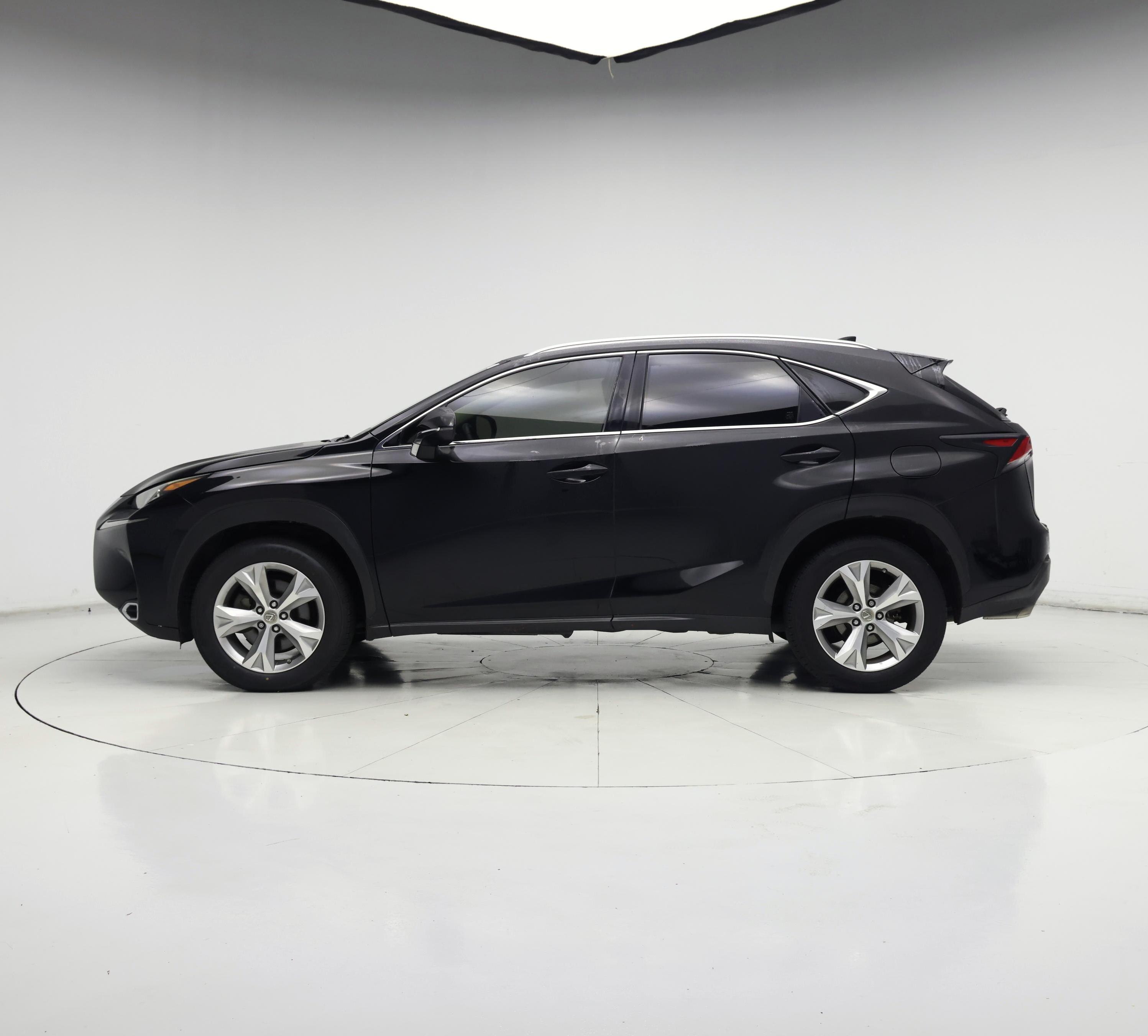 Thumbnail: 2017 Lexus NX - 3