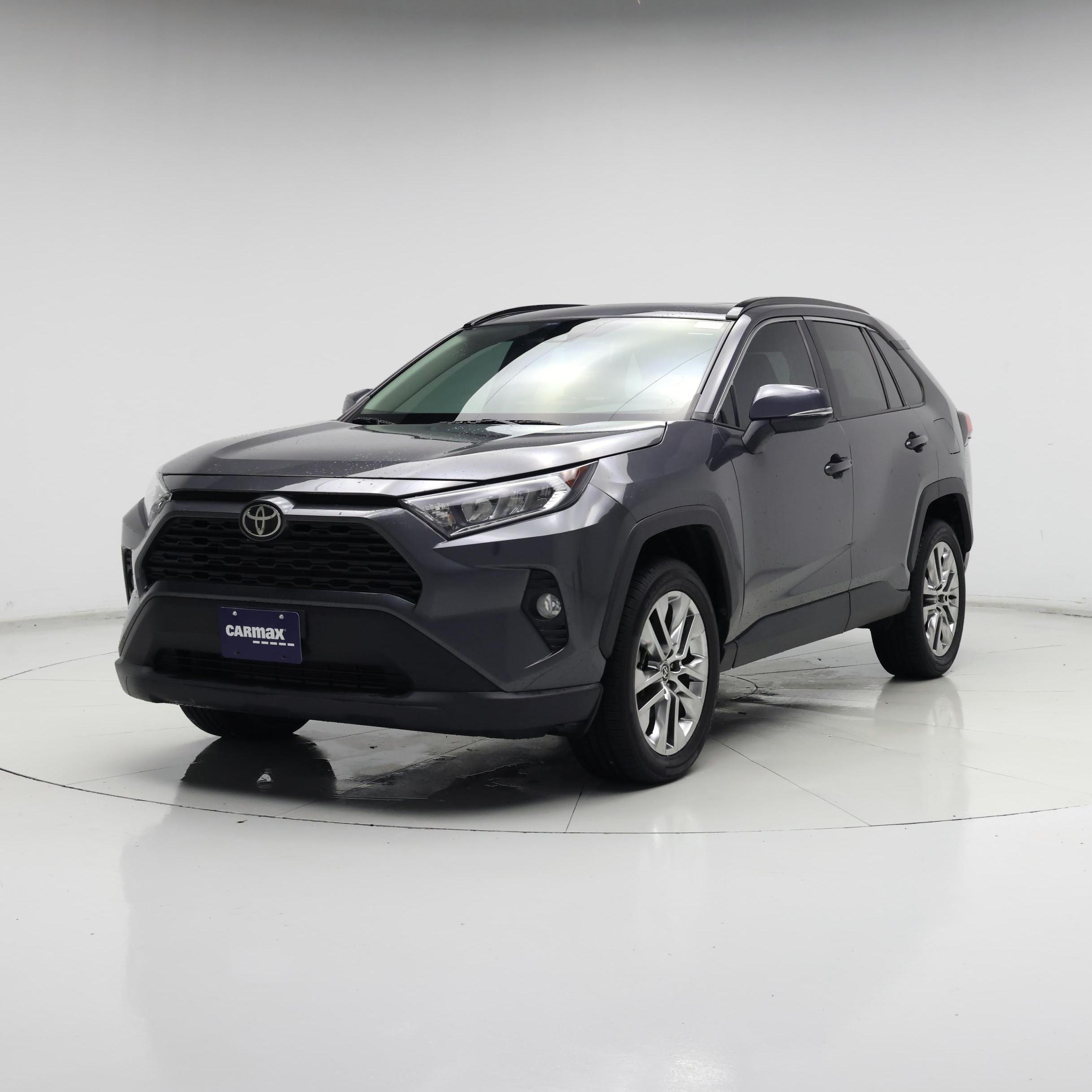 Thumbnail: 2021 Toyota RAV4 - 4