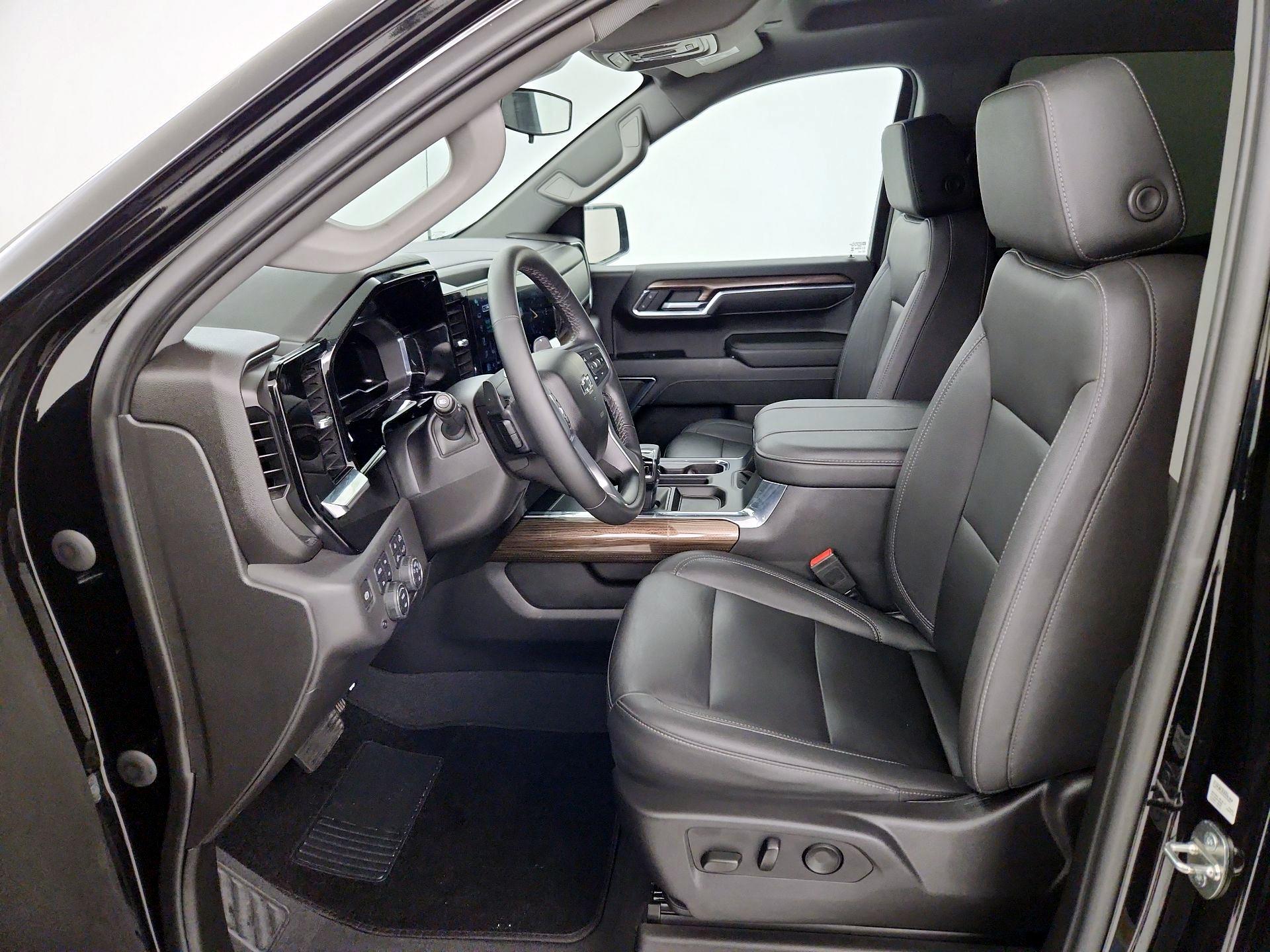 Thumbnail: 2023 Chevrolet Silverado 1500 - 11