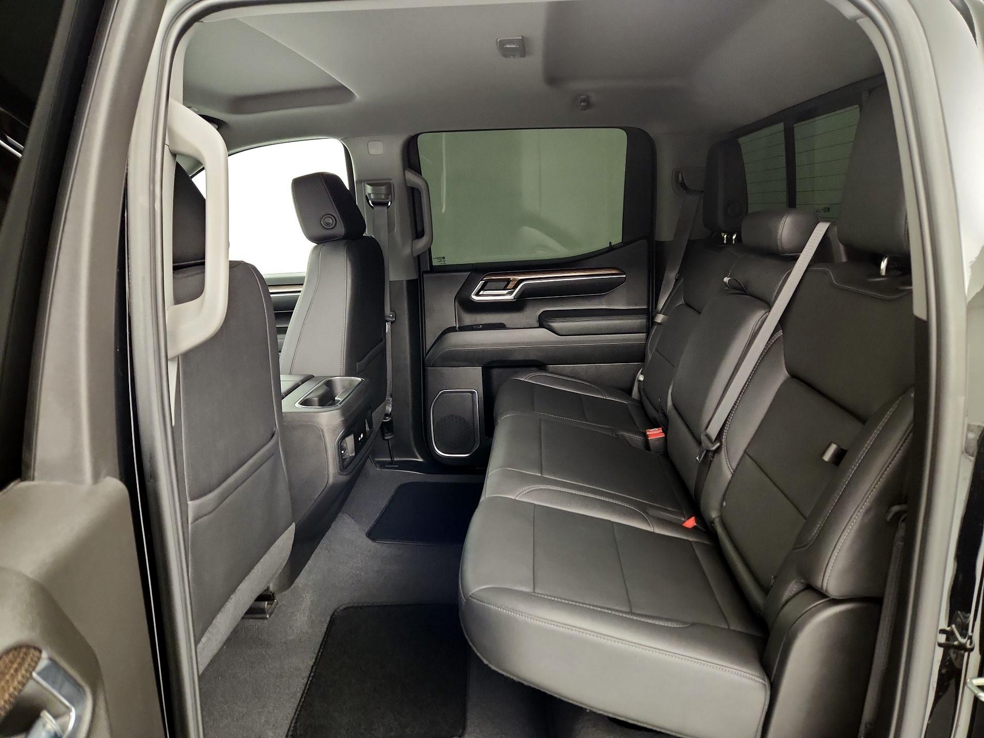 Thumbnail: 2023 Chevrolet Silverado 1500 - 19