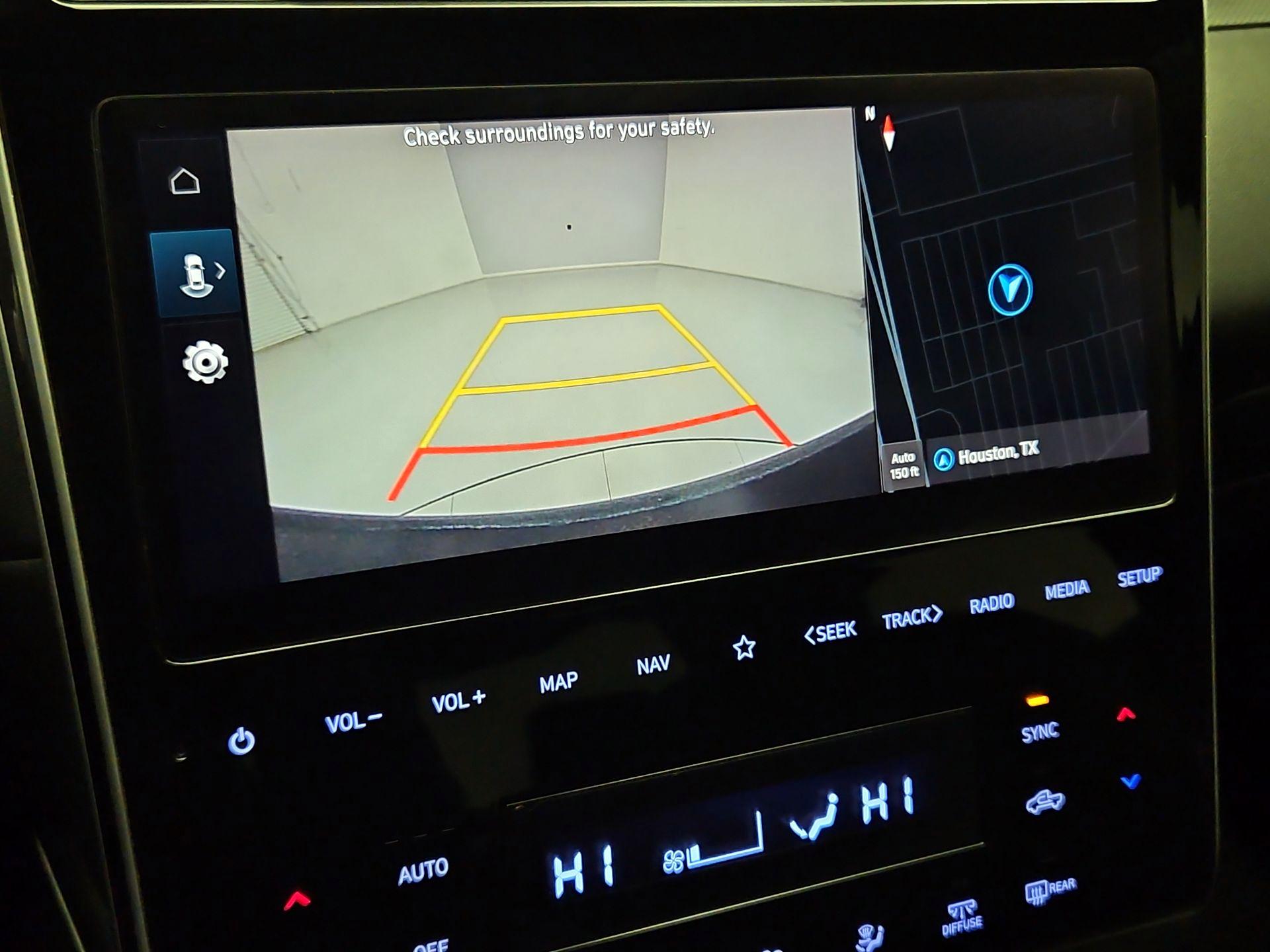 Thumbnail: 2024 Hyundai Santa Cruz - 15