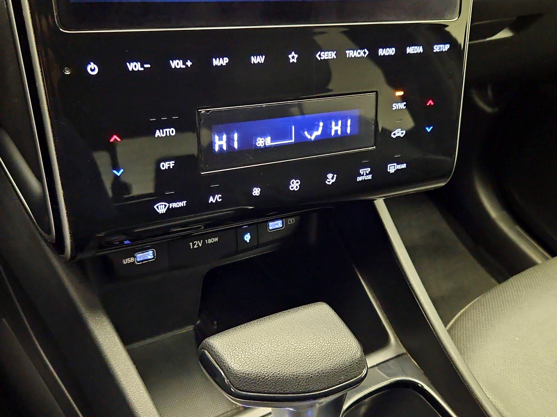 Thumbnail: 2024 Hyundai Santa Cruz - 17