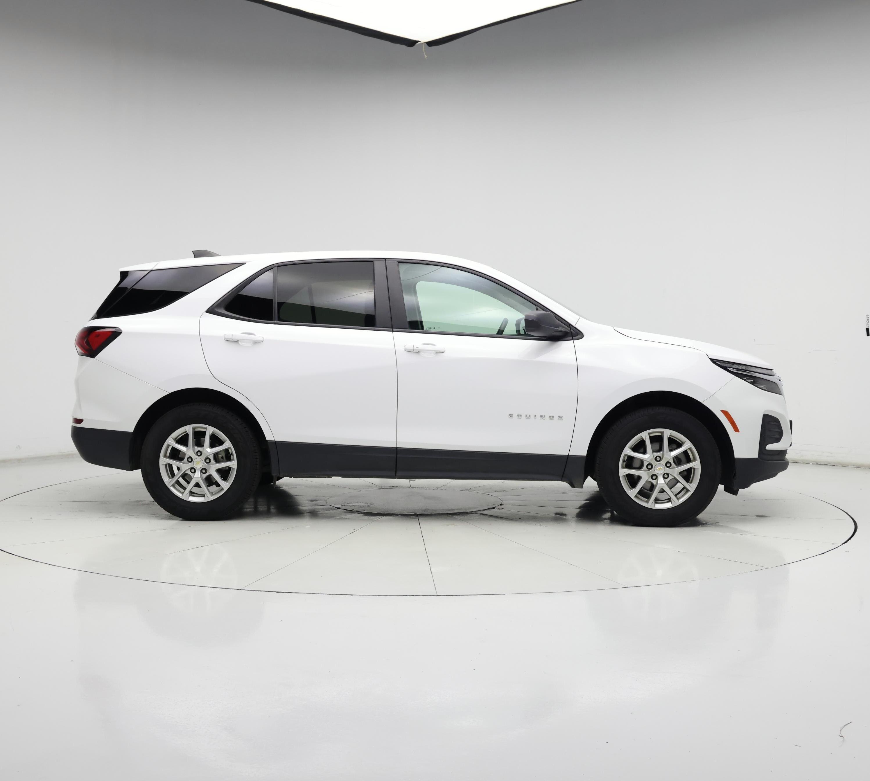 Thumbnail: 2023 Chevrolet Equinox - 7