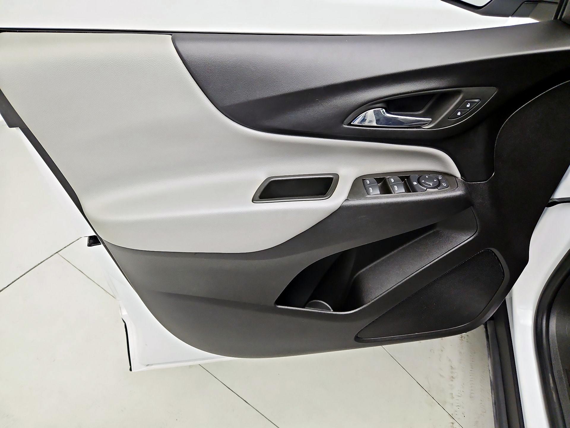 Thumbnail: 2024 Chevrolet Equinox - 12