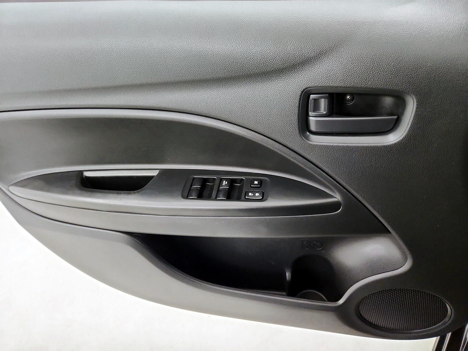 Thumbnail: 2024 Mitsubishi Mirage - 12