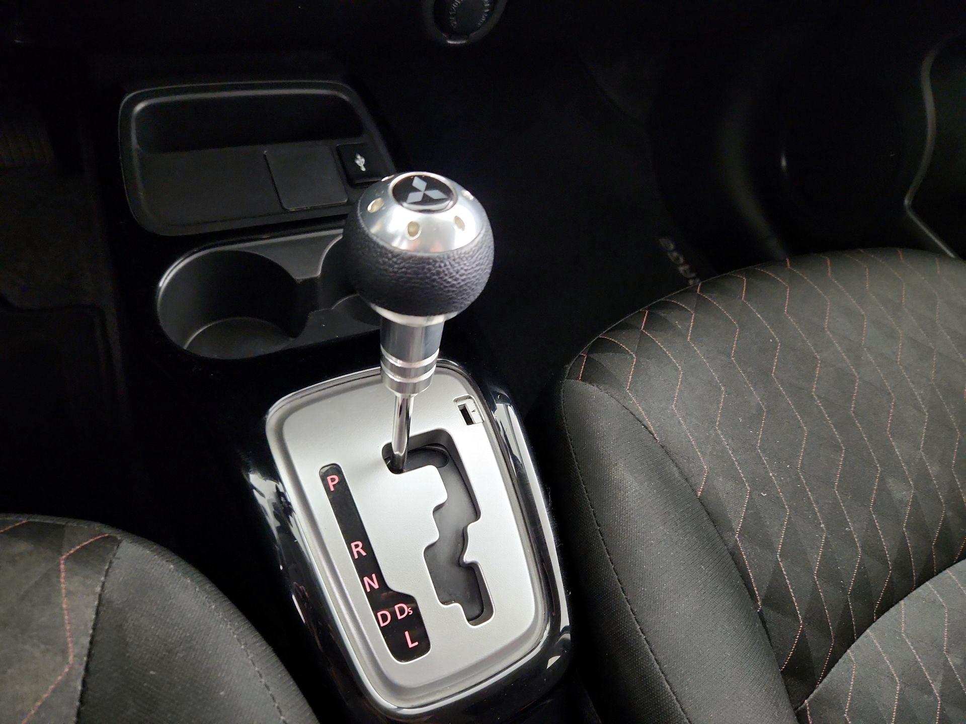 Thumbnail: 2024 Mitsubishi Mirage - 17