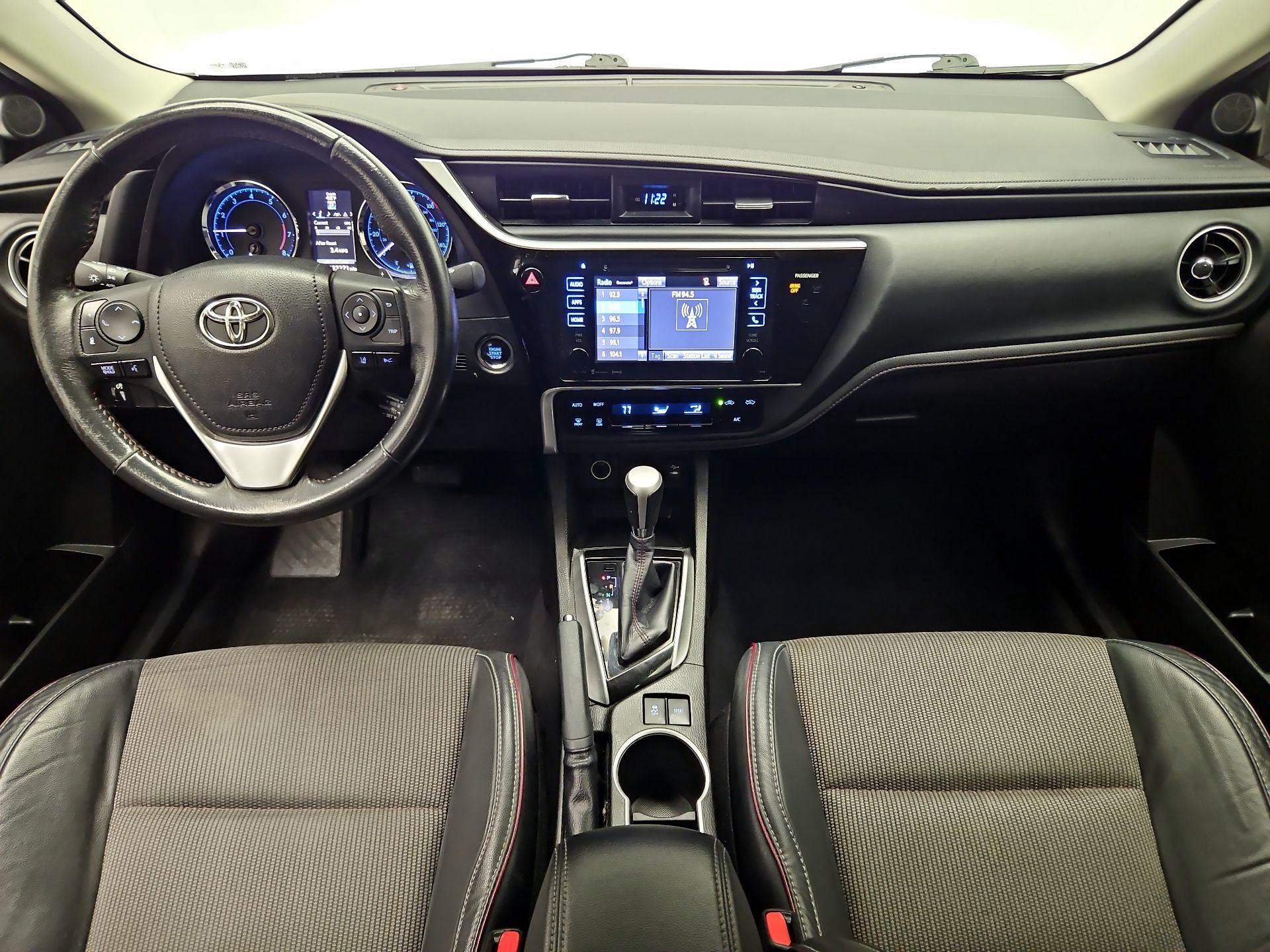 Thumbnail: 2017 Toyota Corolla - 9