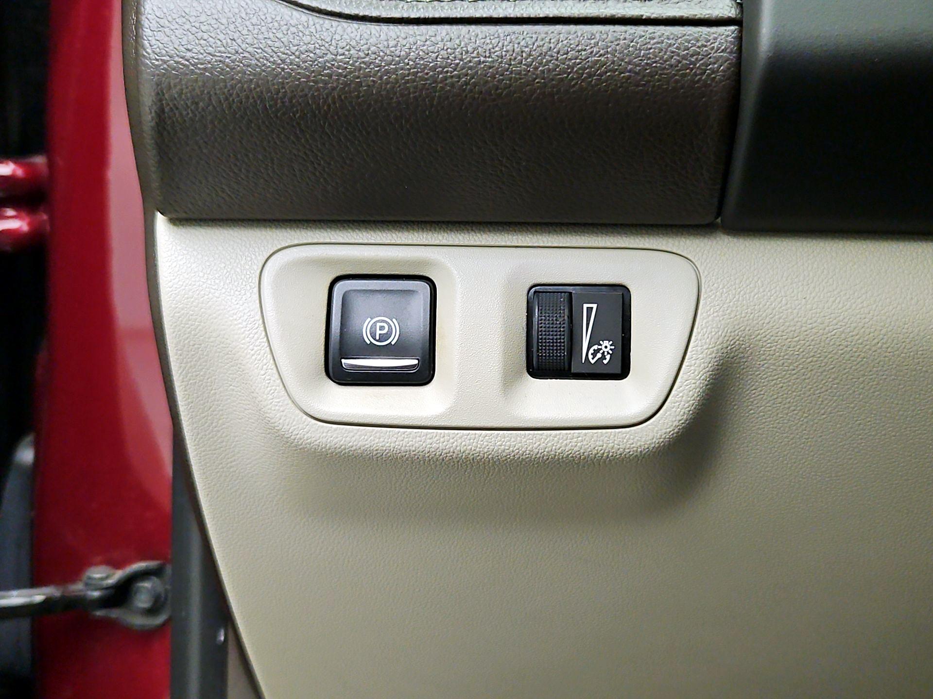 Thumbnail: 2017 GMC Acadia - 13