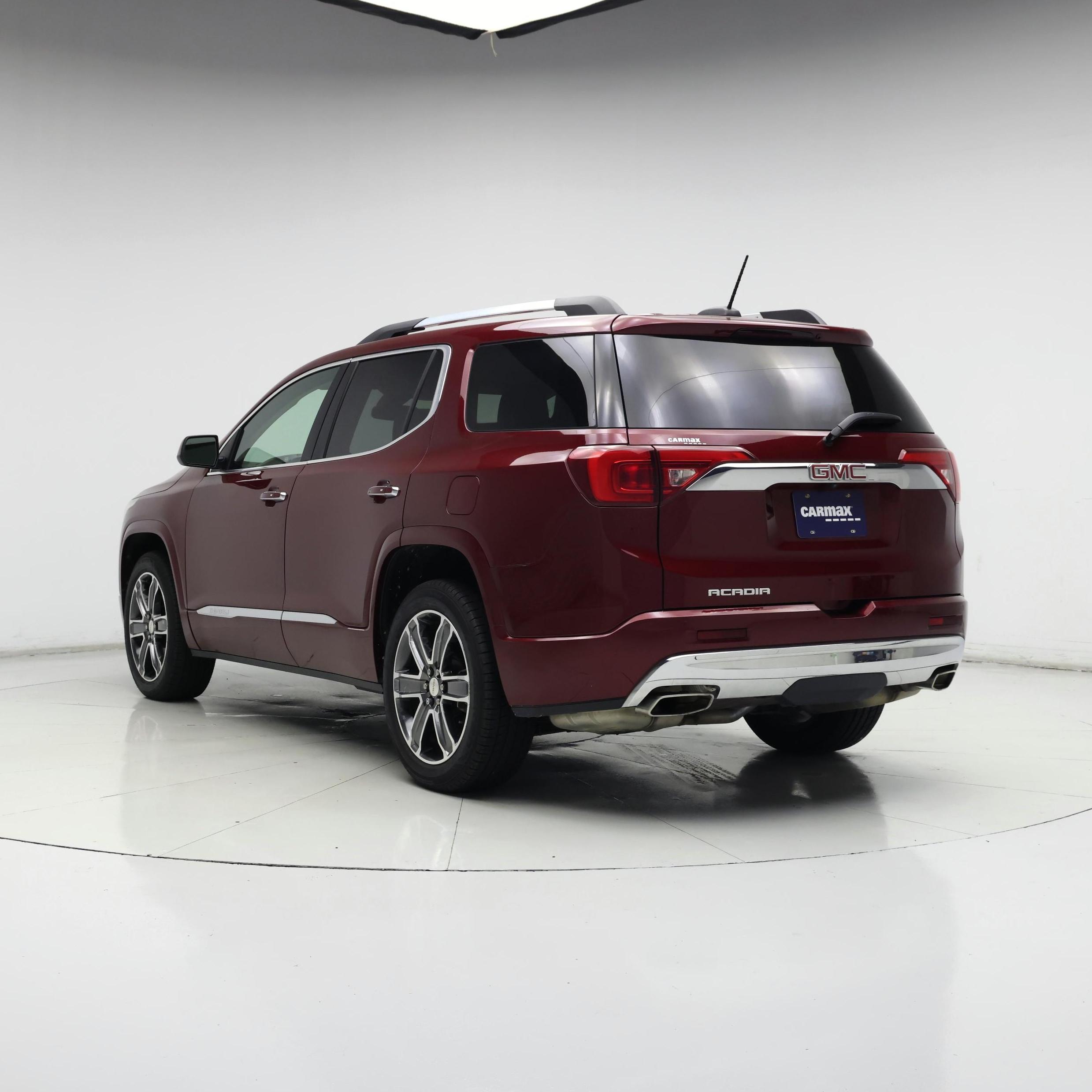 Thumbnail: 2017 GMC Acadia - 2