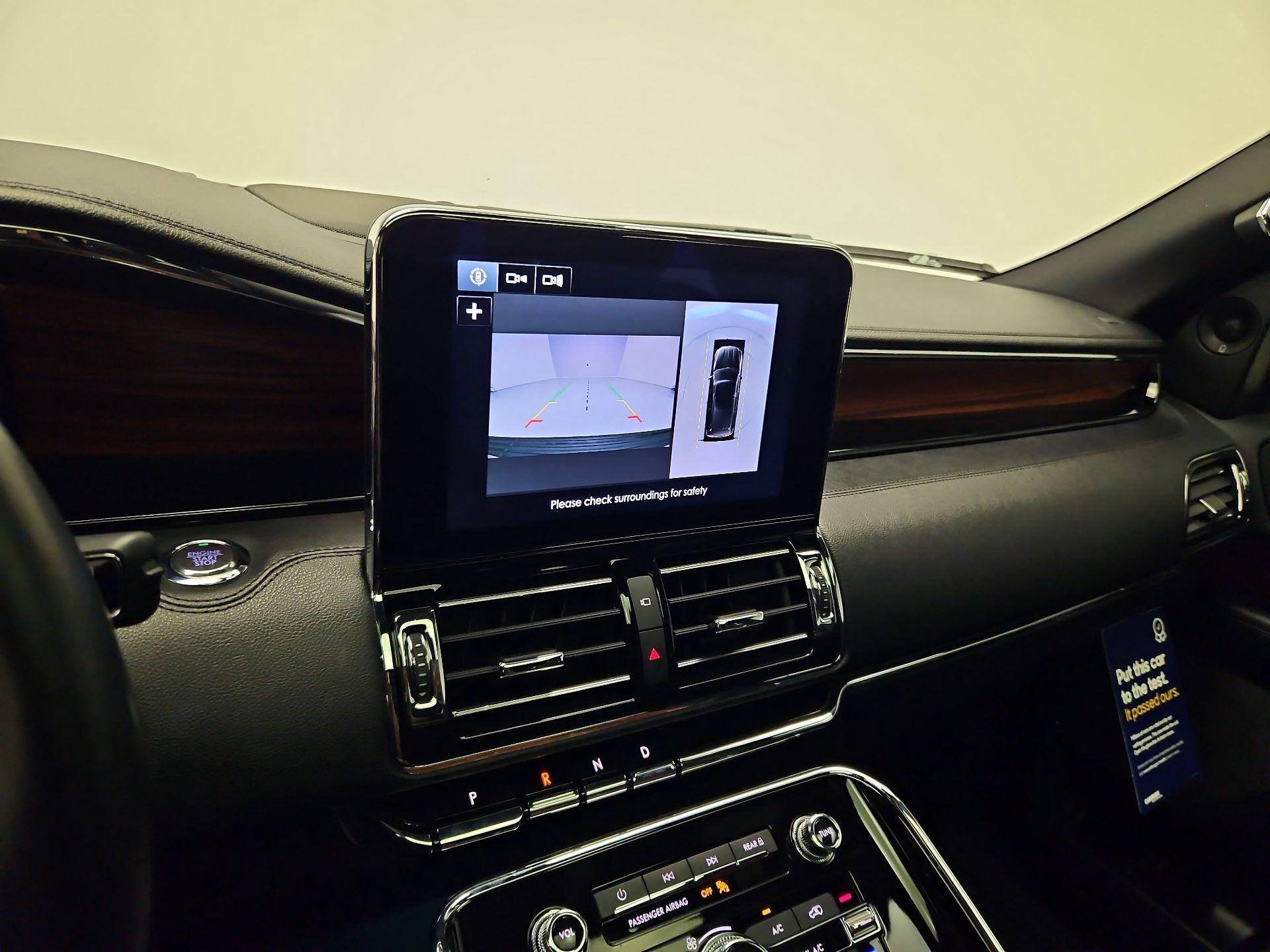 Thumbnail: 2019 Lincoln Navigator L - 15