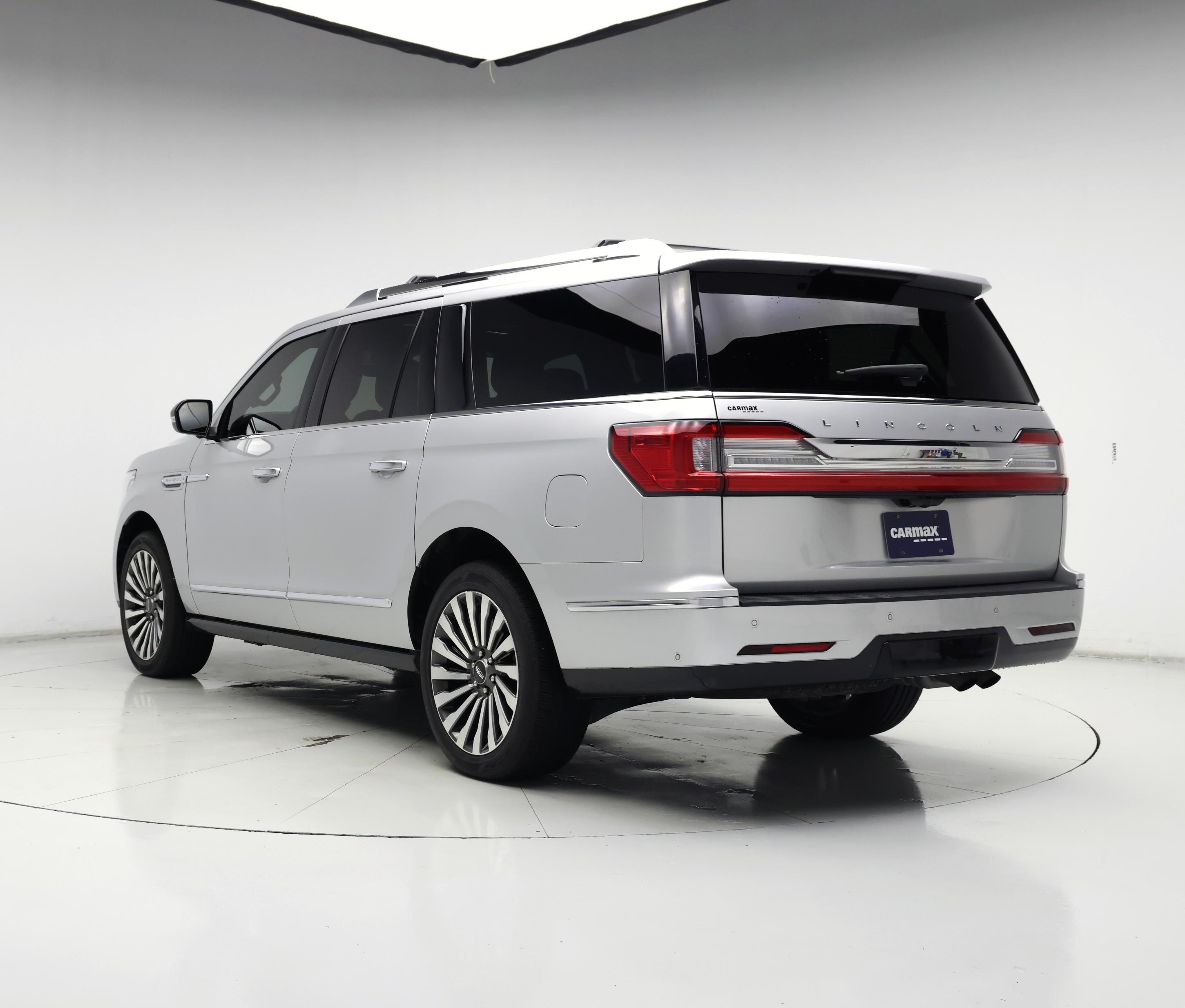 Thumbnail: 2019 Lincoln Navigator L - 2