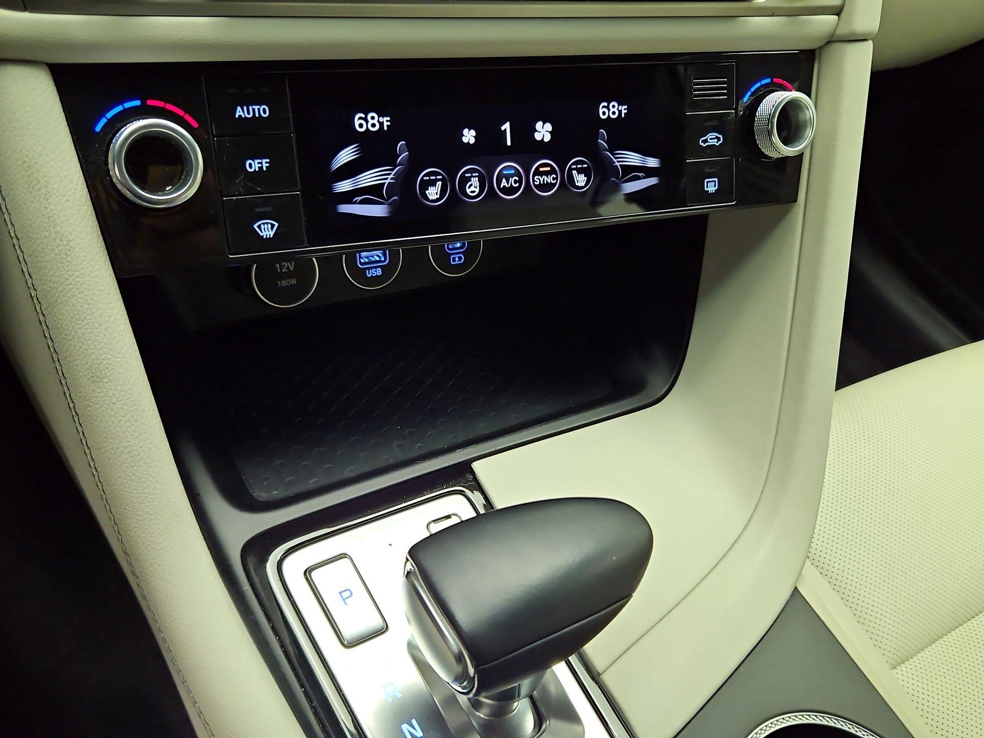 Thumbnail: 2024 Genesis G70 - 17