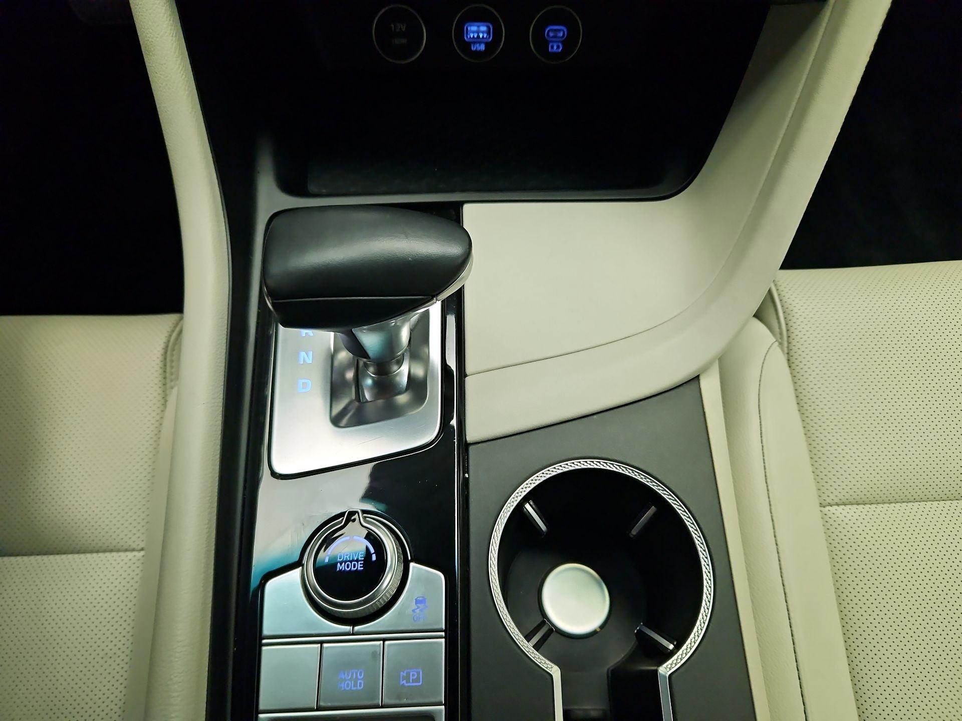 Thumbnail: 2024 Genesis G70 - 18