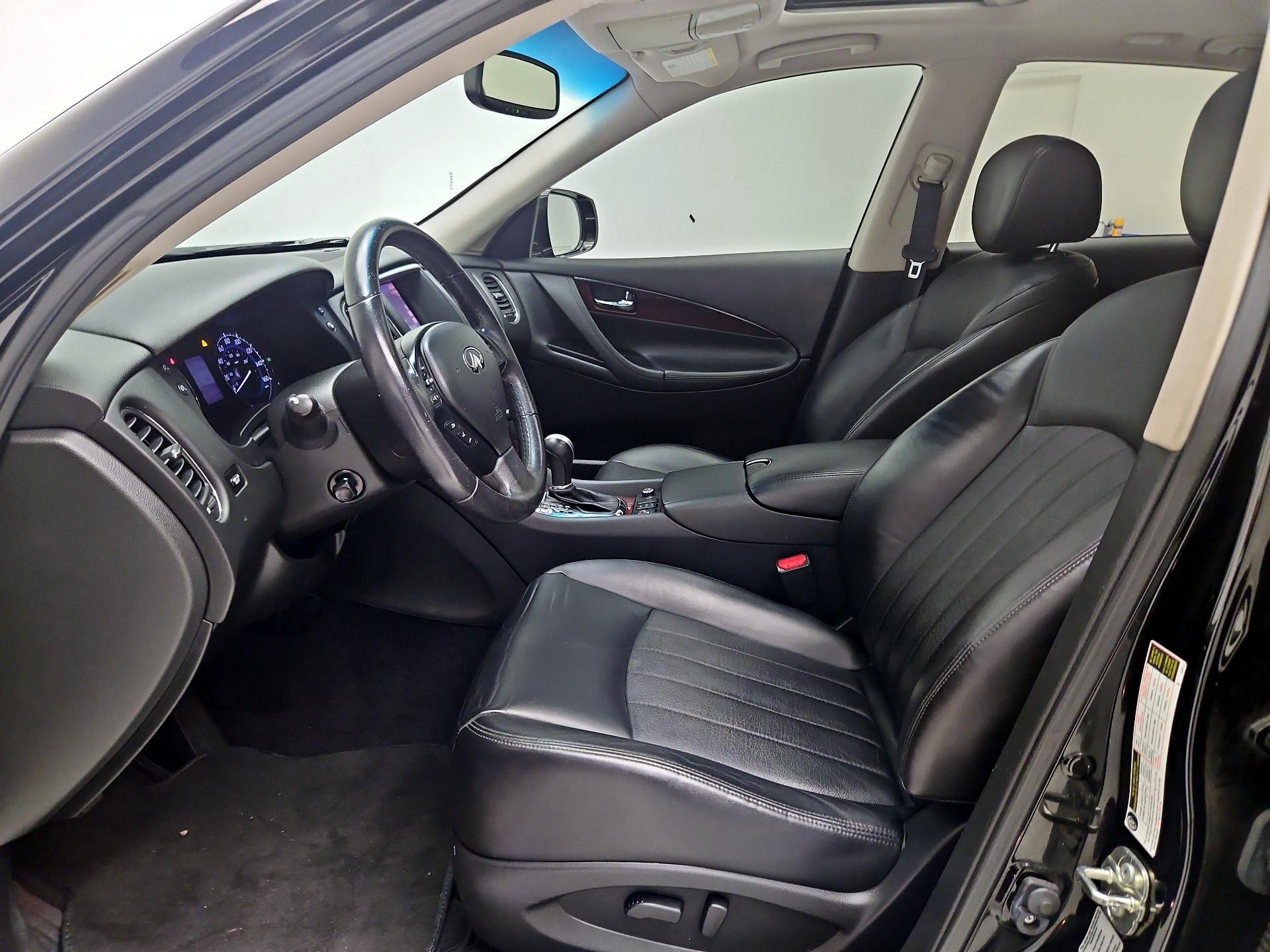 Thumbnail: 2017 INFINITI QX50 - 11