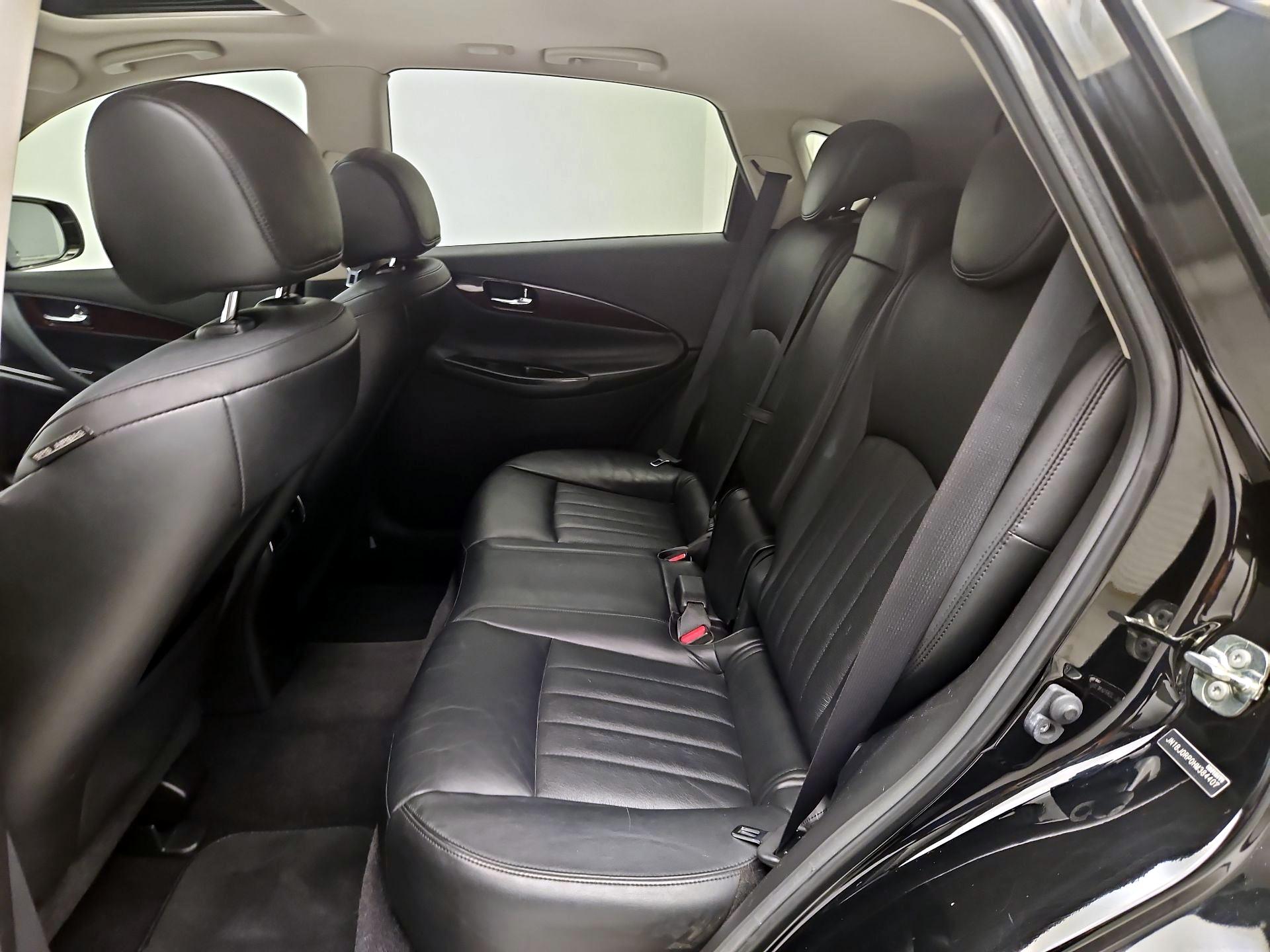 Thumbnail: 2017 INFINITI QX50 - 19