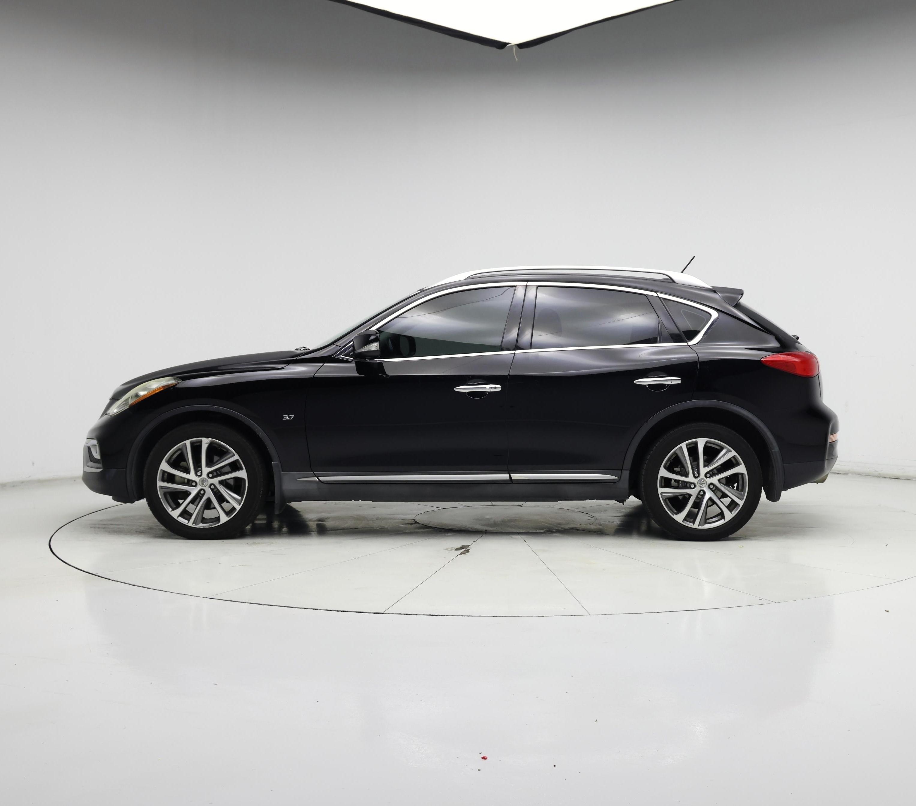 Thumbnail: 2017 INFINITI QX50 - 3