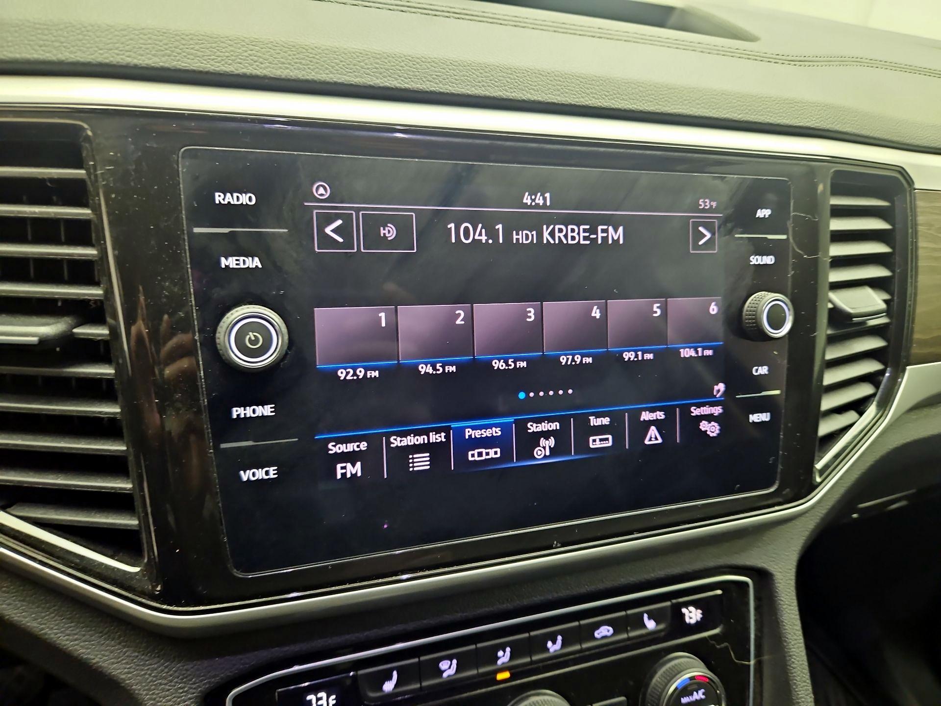 Thumbnail: 2022 Volkswagen Atlas - 15