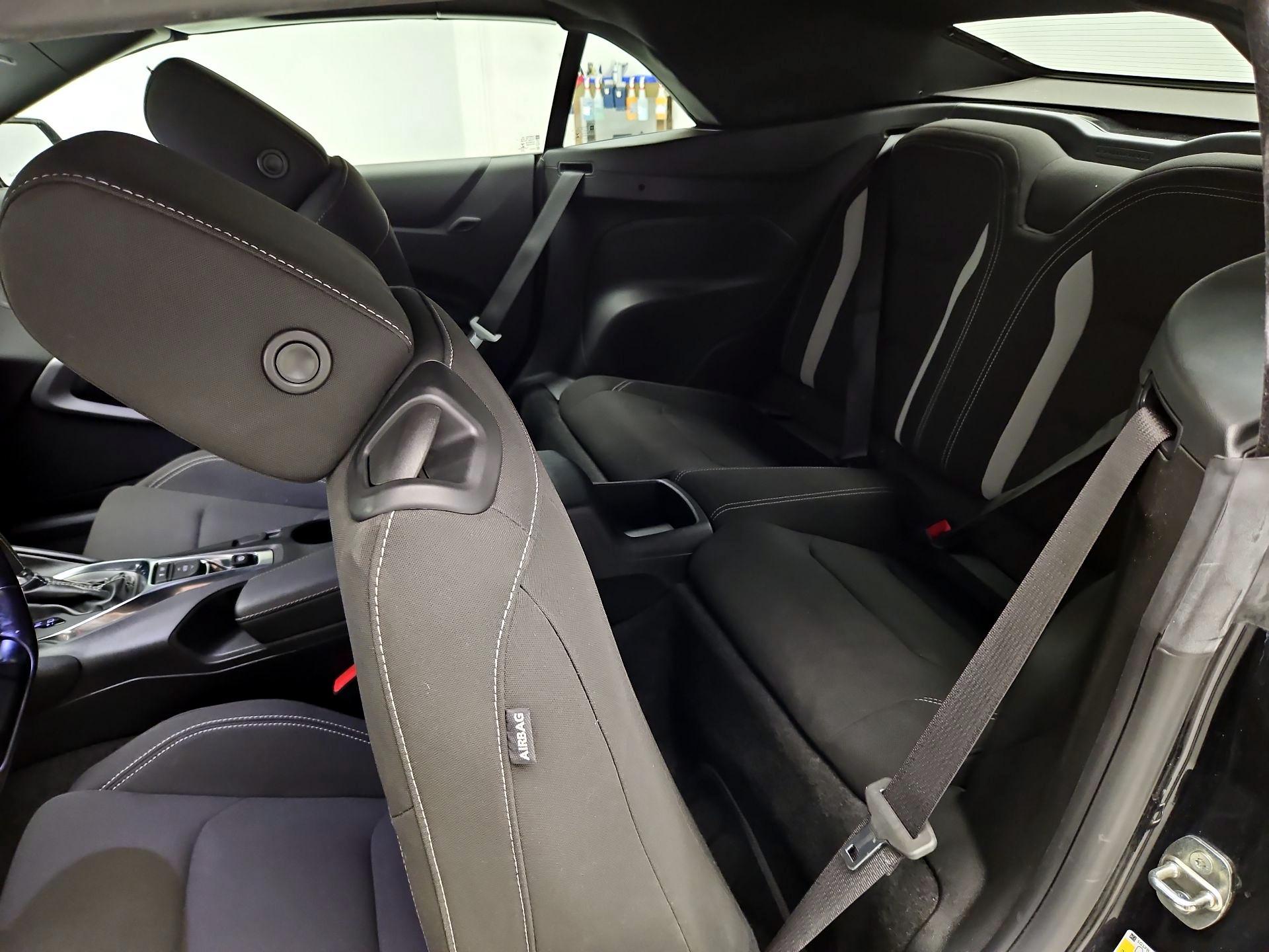 Thumbnail: 2020 Chevrolet Camaro - 18