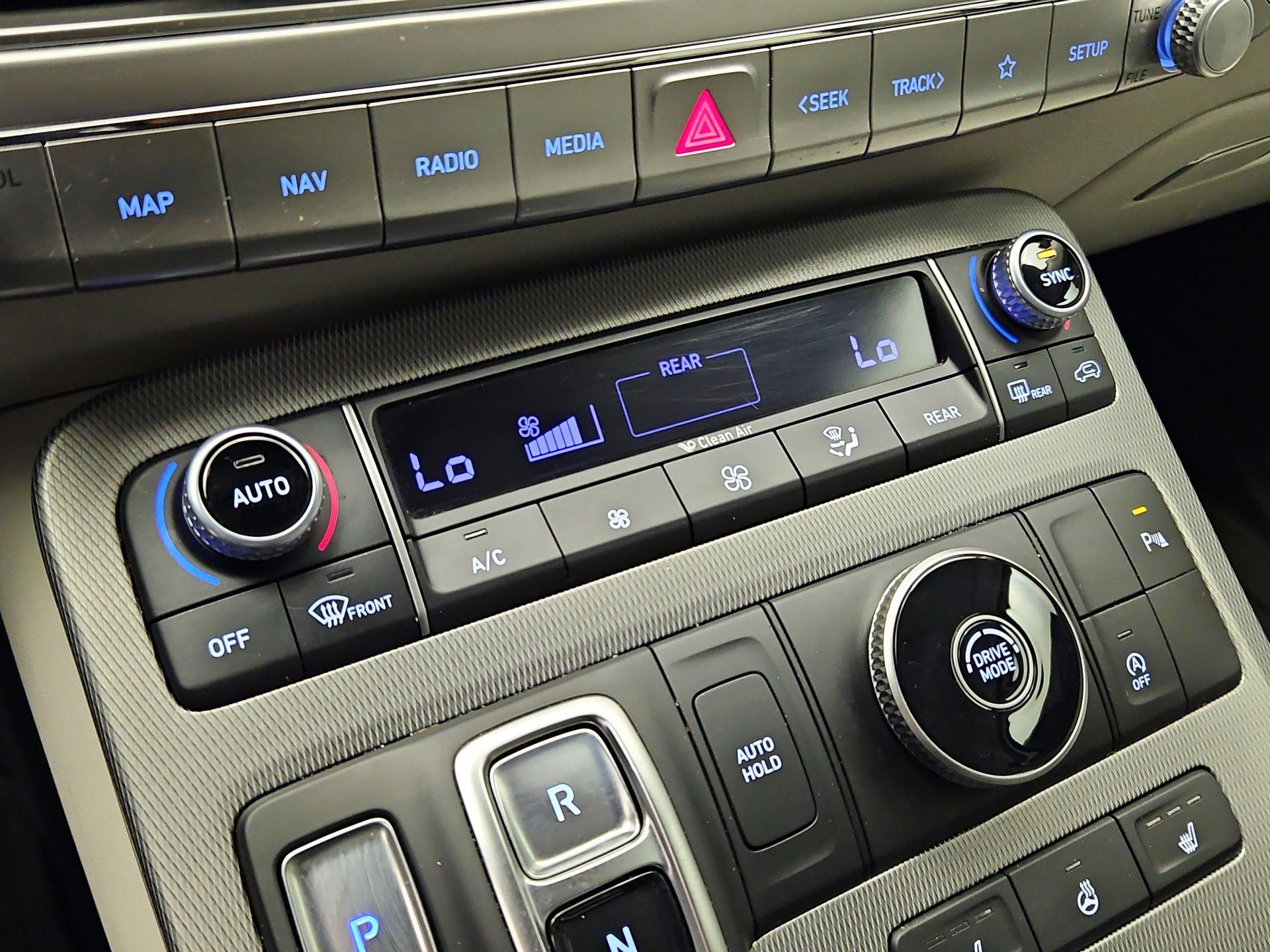 Thumbnail: 2021 Hyundai Palisade - 17