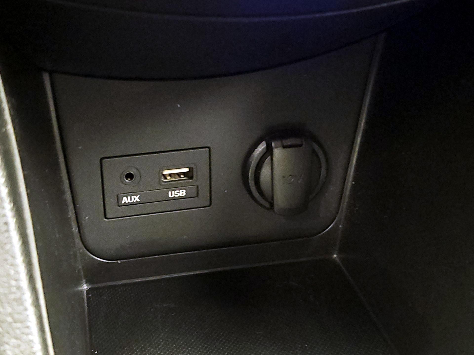 Thumbnail: 2017 Hyundai Accent - 17