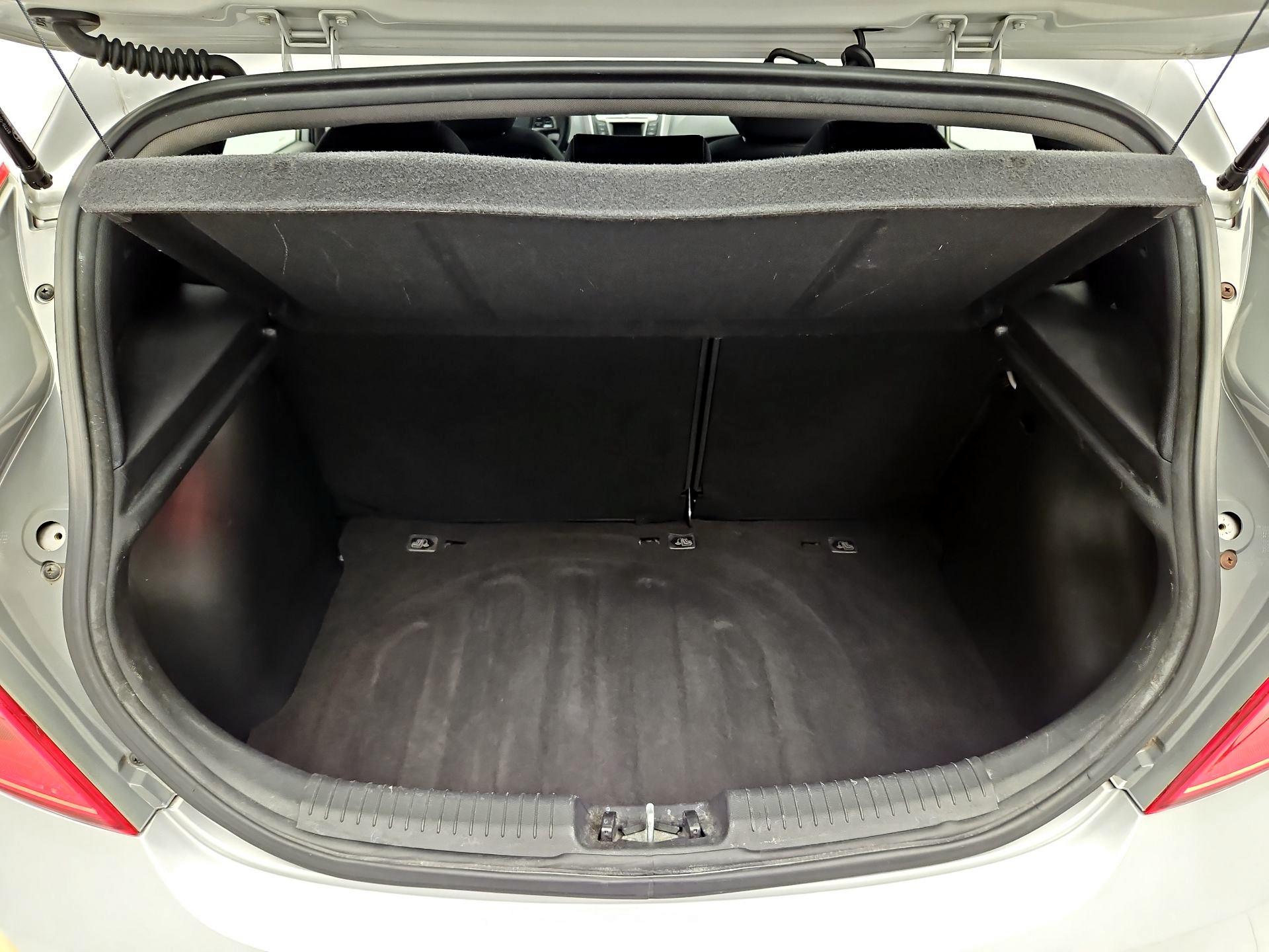 Thumbnail: 2017 Hyundai Accent - 19