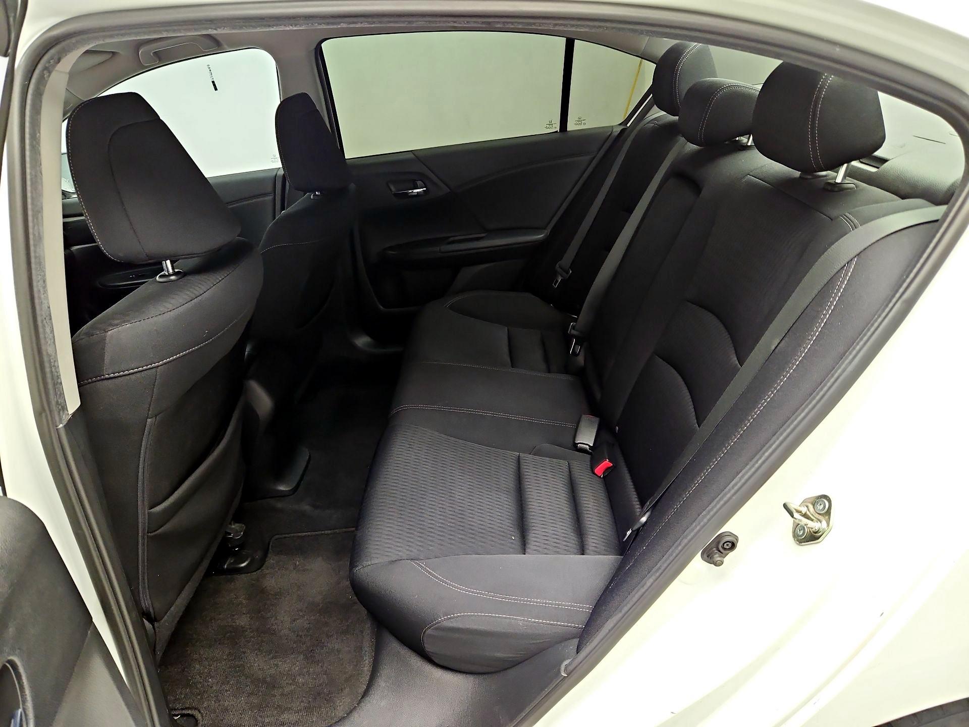 Thumbnail: 2015 Honda Accord - 19