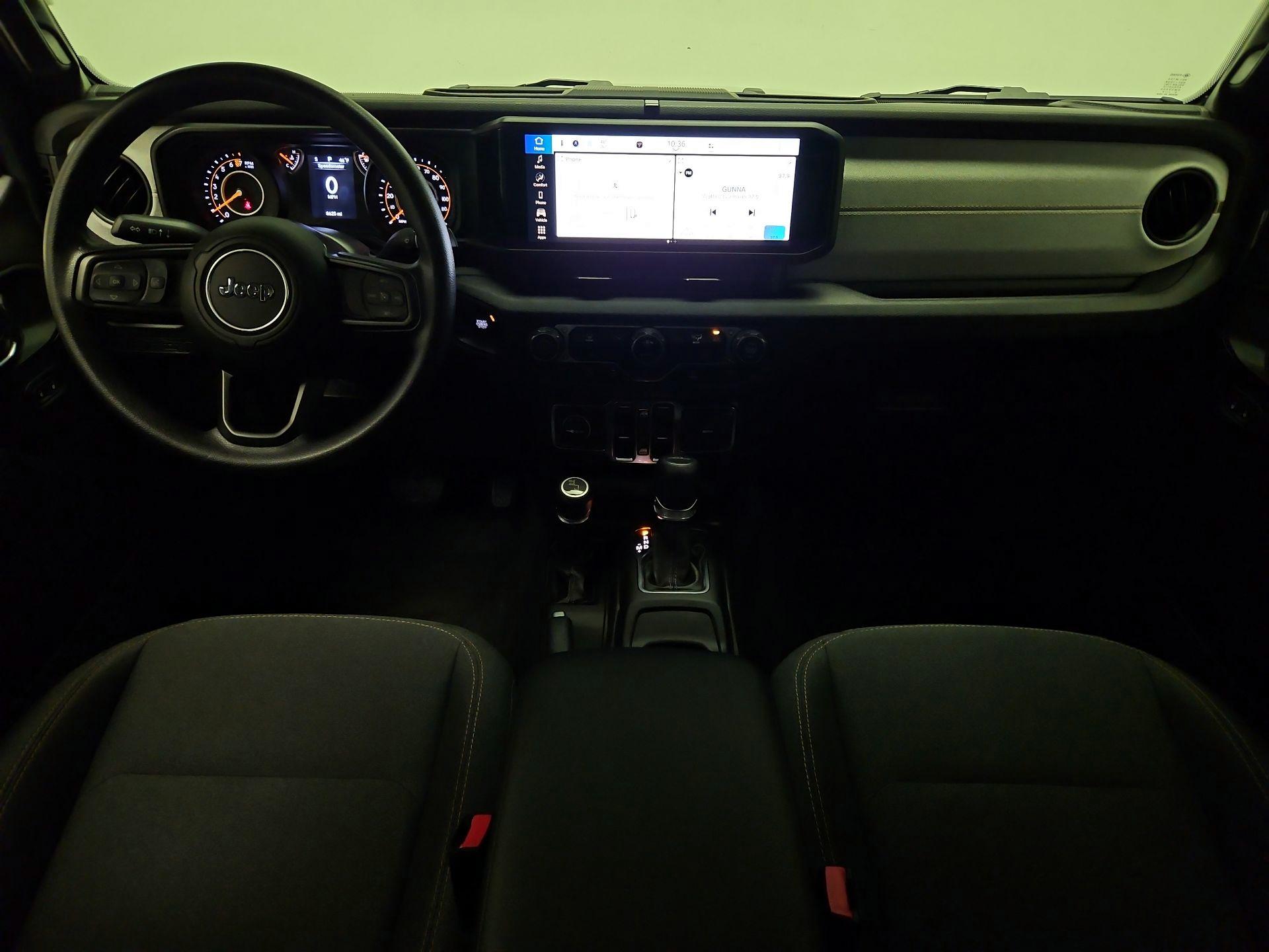 Thumbnail: 2025 Jeep Gladiator - 9