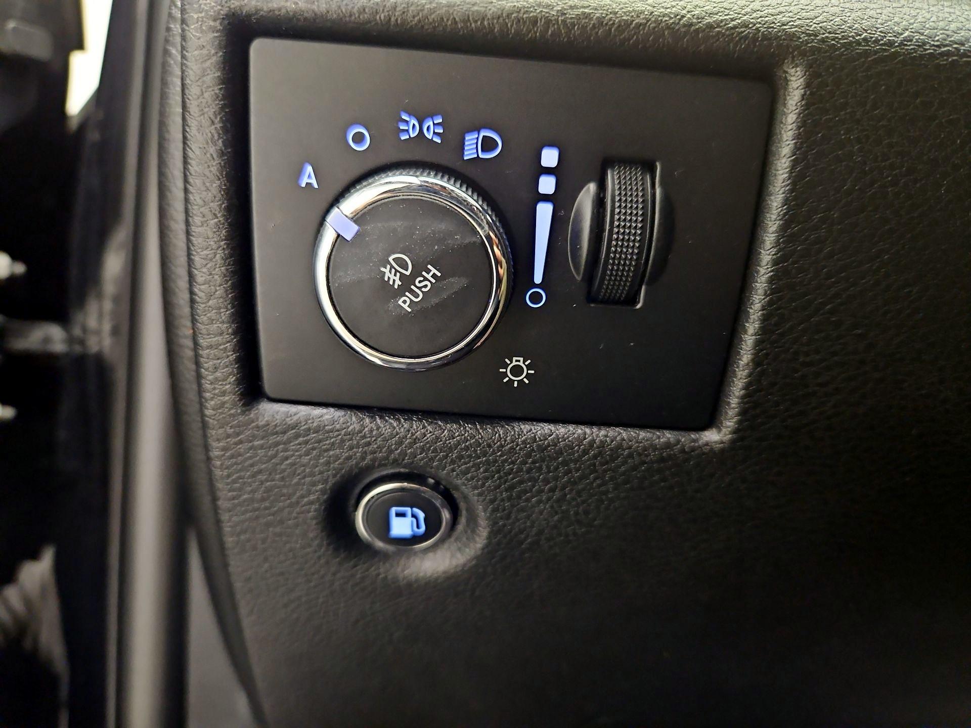 Thumbnail: 2017 Jeep Grand Cherokee - 13