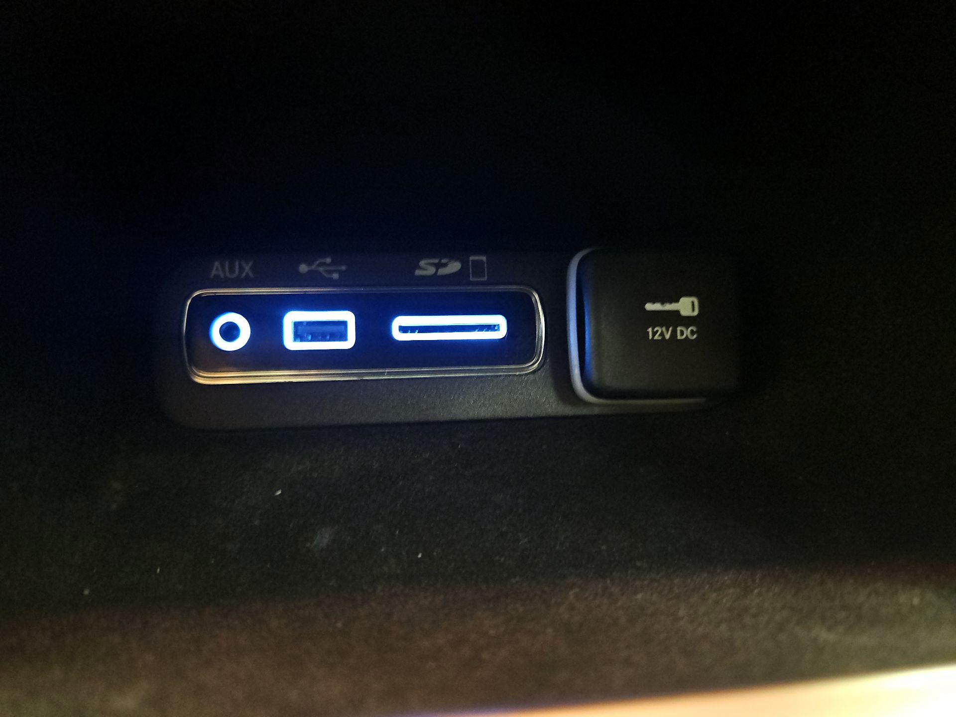 Thumbnail: 2017 Jeep Grand Cherokee - 18