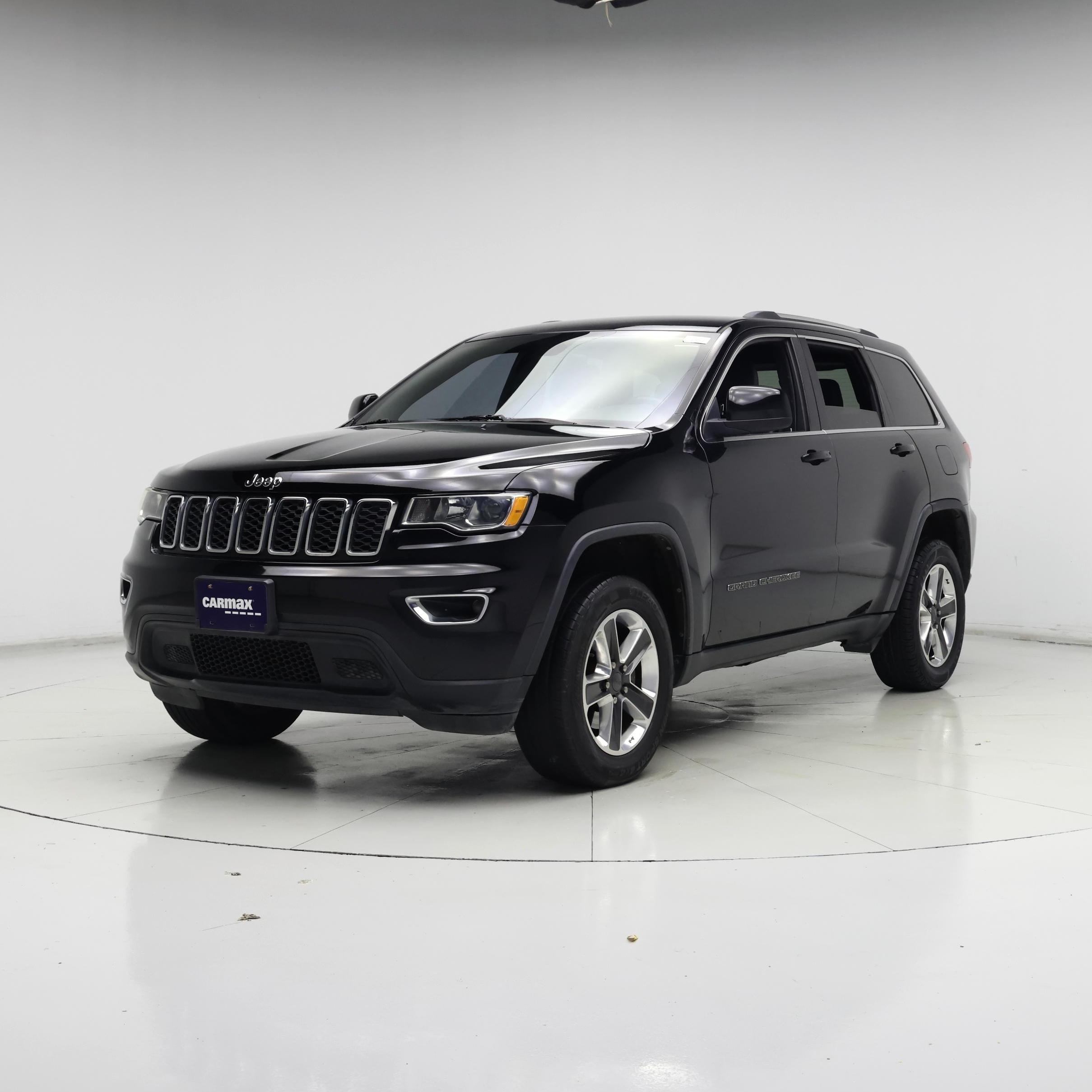 Thumbnail: 2017 Jeep Grand Cherokee - 4