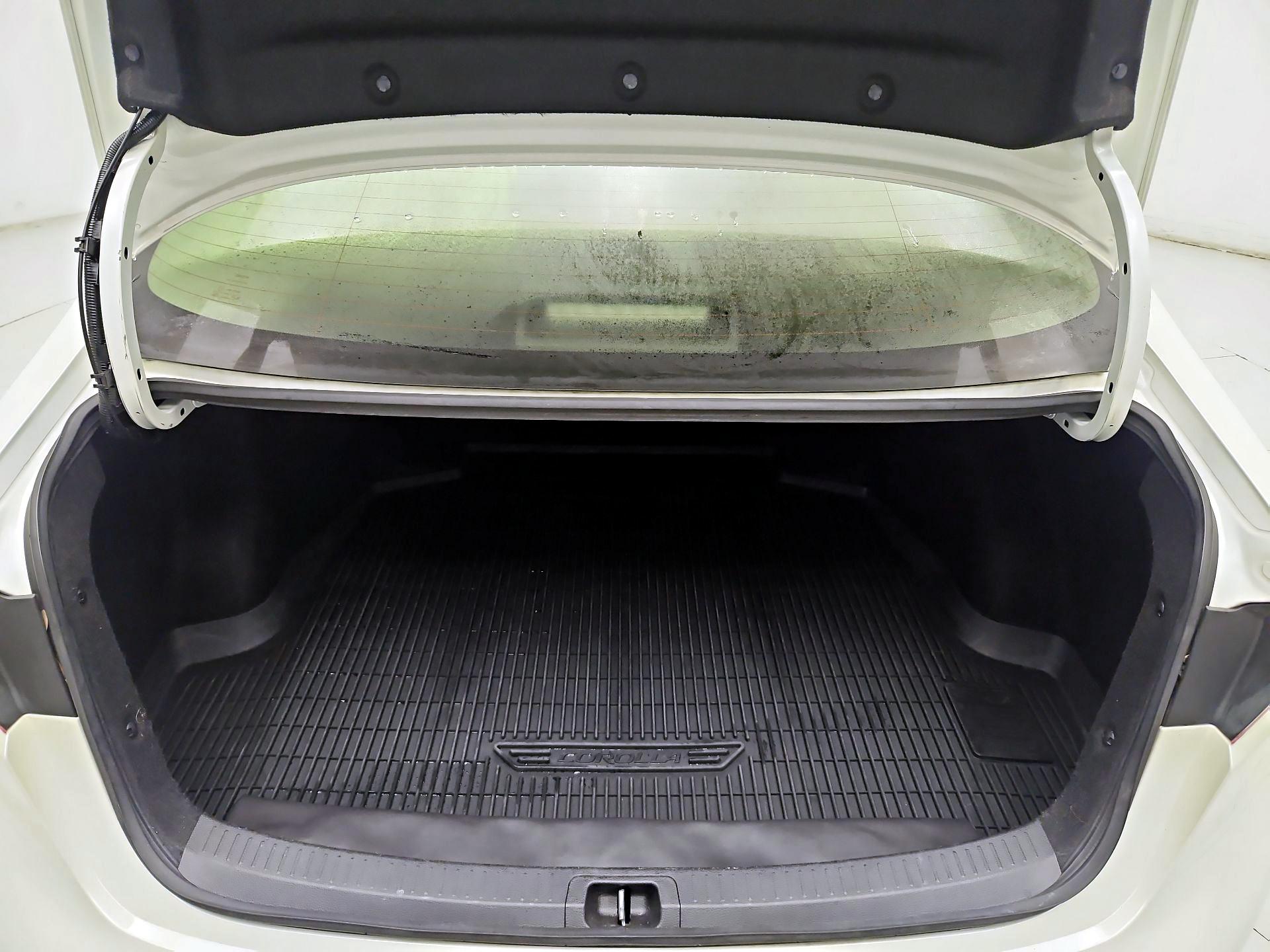 Thumbnail: 2021 Toyota Corolla - 19