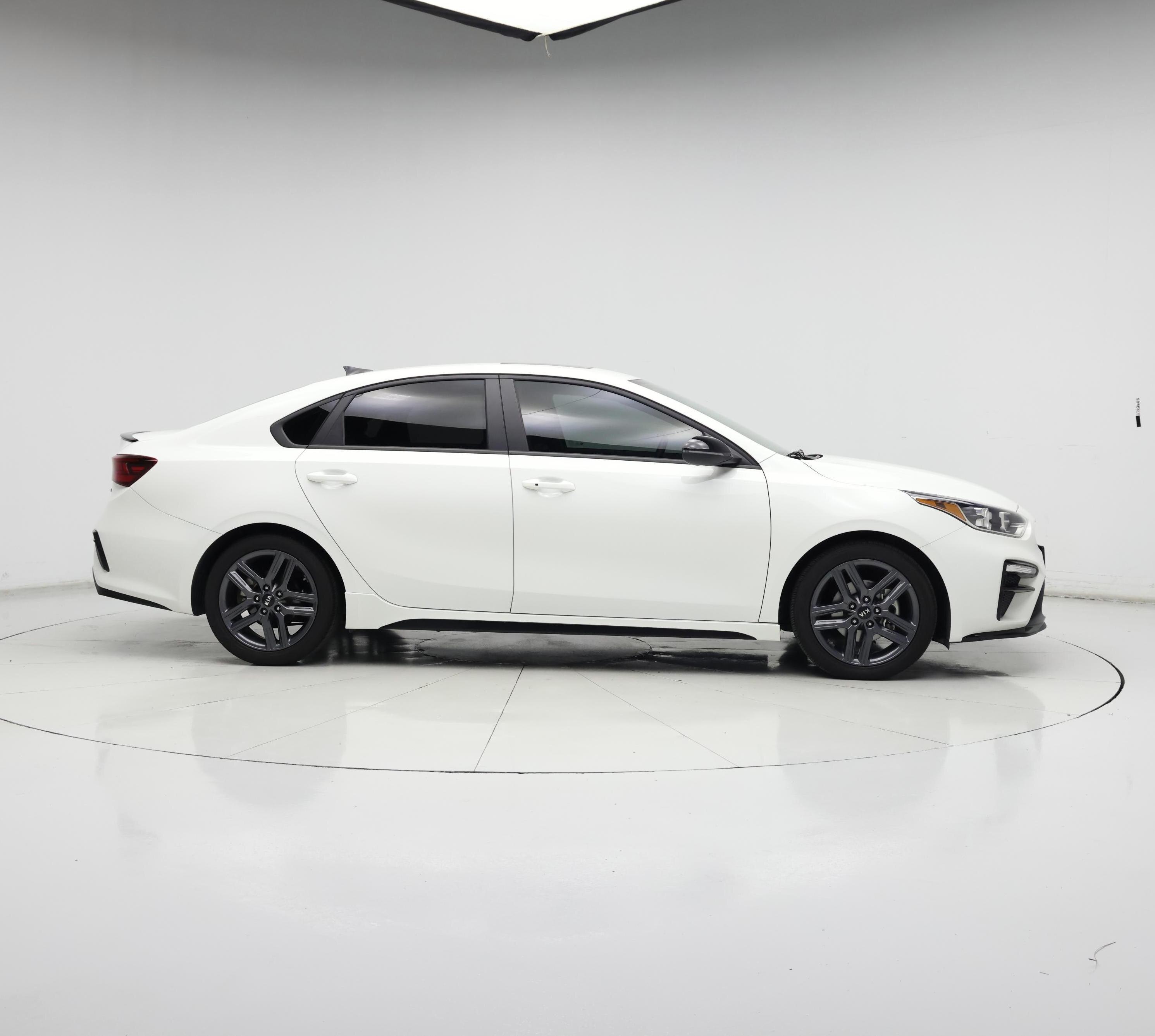 Thumbnail: 2021 Kia Forte - 7