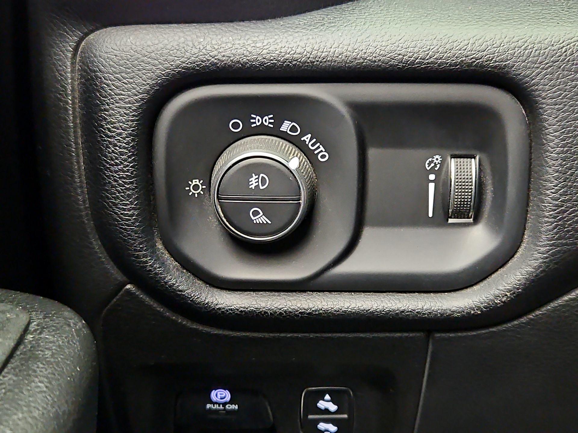 Thumbnail: 2021 RAM 1500 - 13